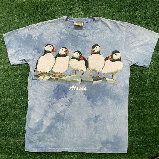 Vintage 90s Alaska Puffins Nature Art Essential Tourist Tee