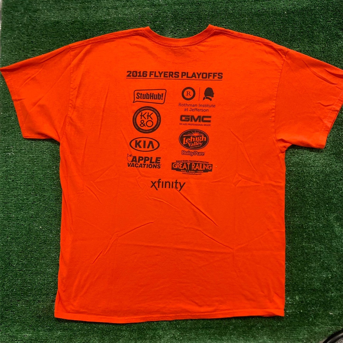 Vintage Y2K Philadelphia Flyers Shirt NHL Hockey Logo Tee