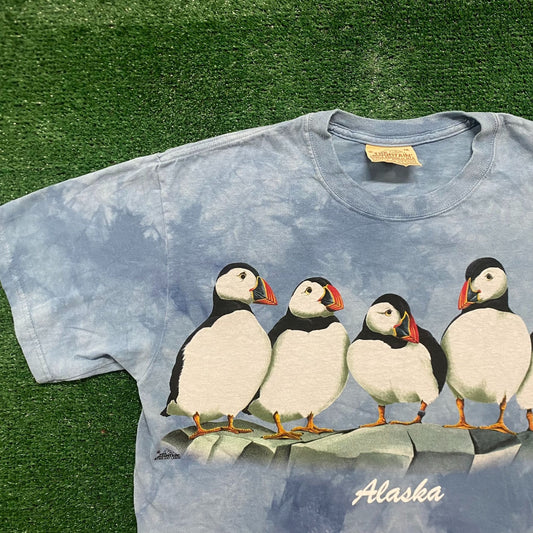 Vintage 90s Alaska Puffins Nature Art Essential Tourist Tee