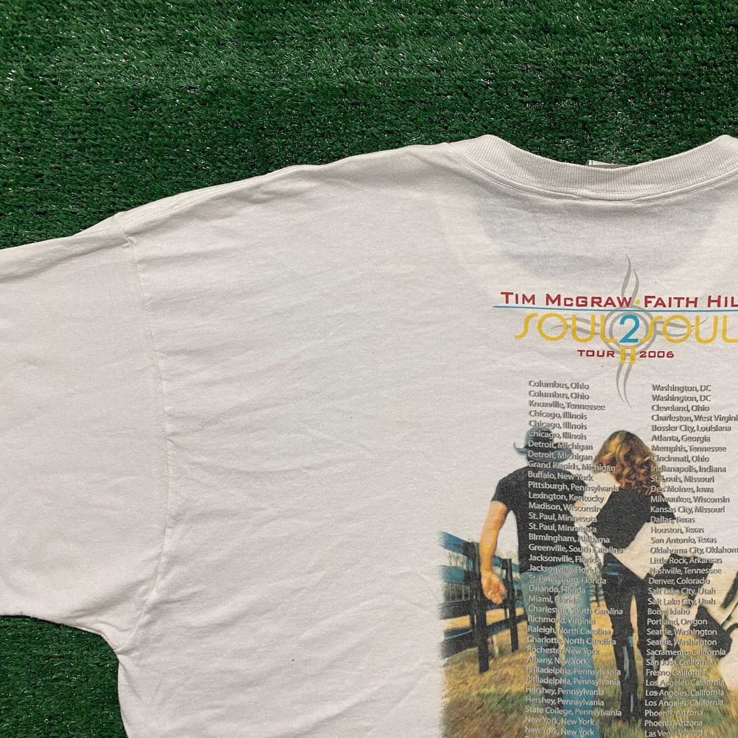 Vintage Y2K Tim McGraw Faith Hill Tour Country Band Tee