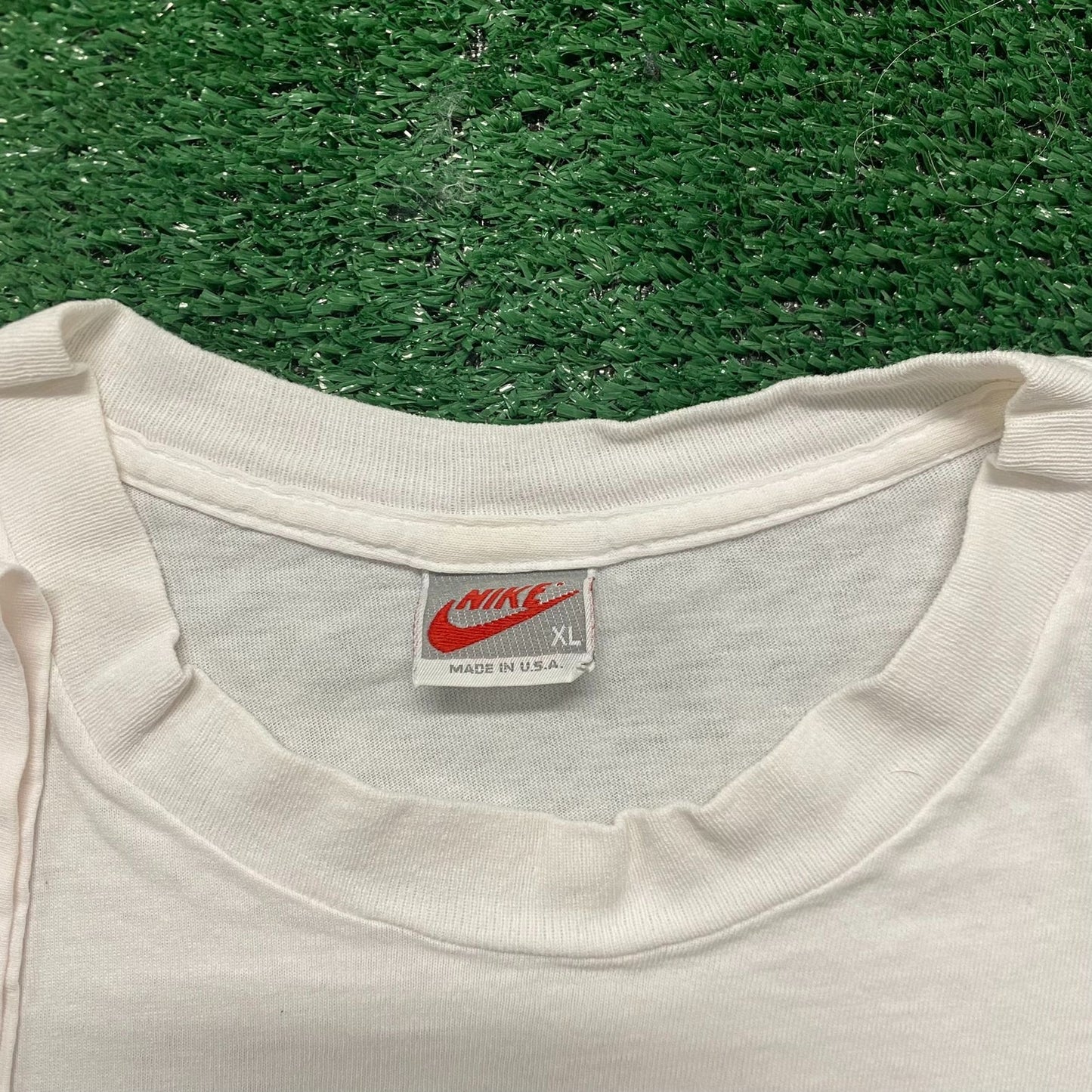 Vintage 90s Nike Swoosh Logo Single Stitch Essential T-Shirt