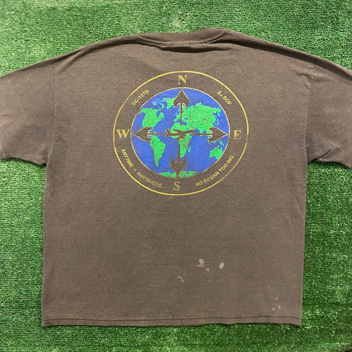 Special Forces Operations Vintage 90s Military T-Shirt