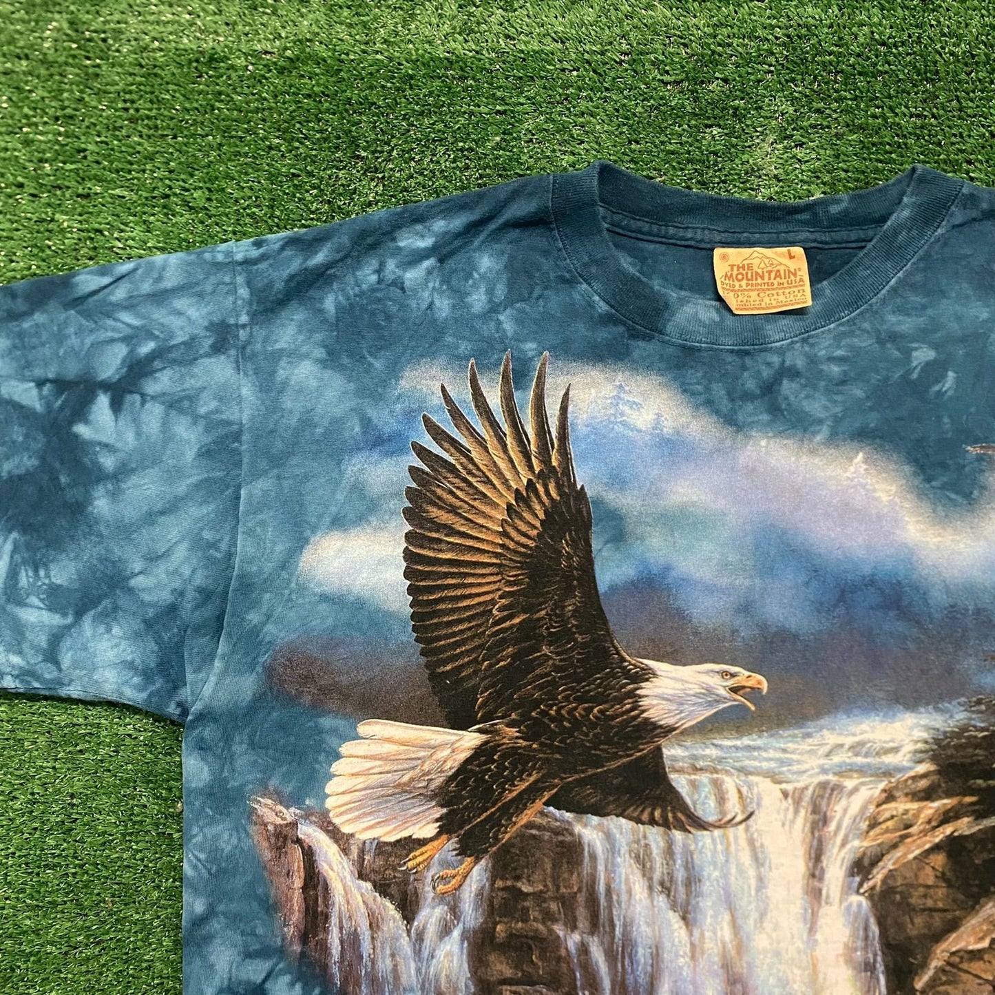 Vintage Y2K Eagle Nature Landscape Art Tie Dye Animal Tee