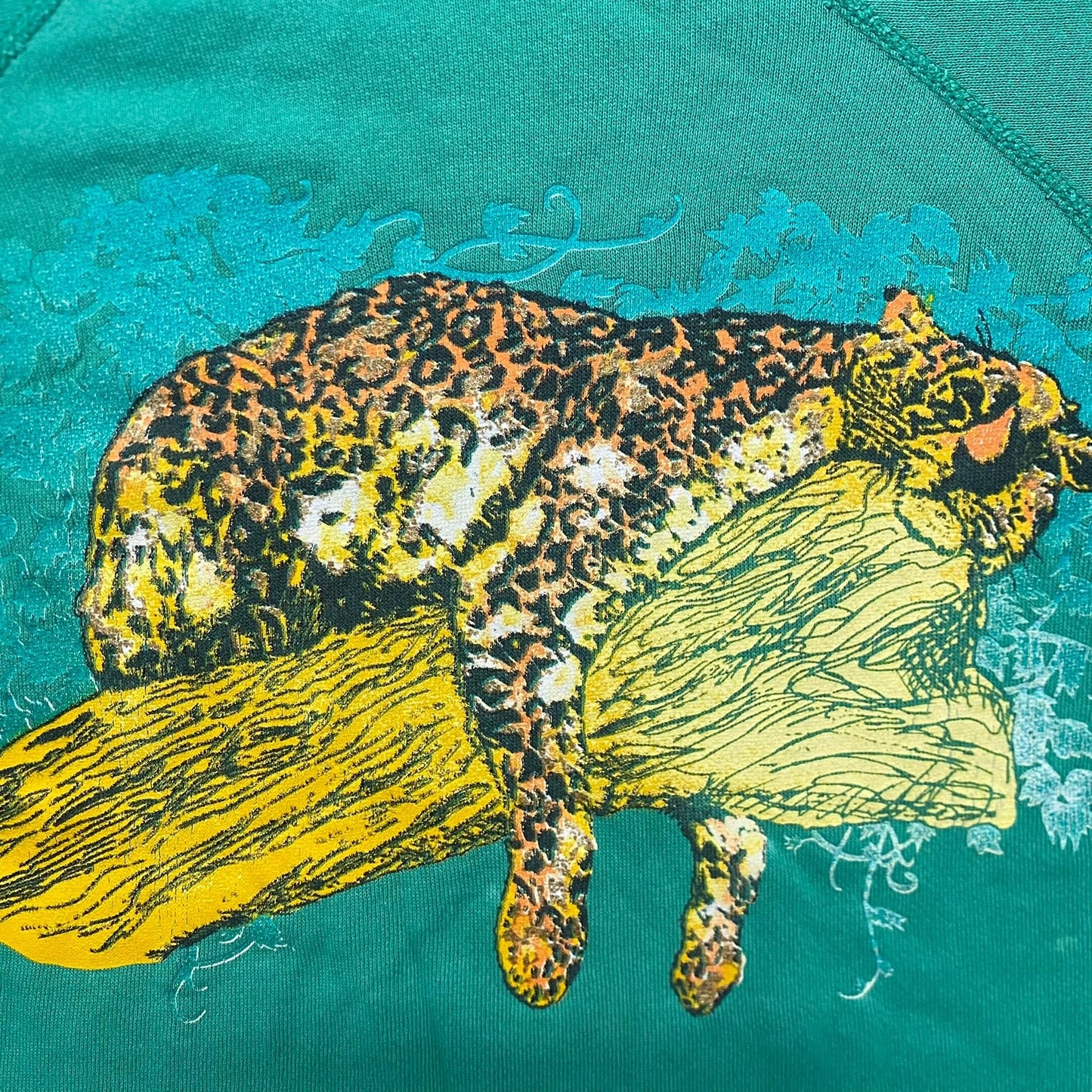 Vintage 80s Jaguar Nature Art Essential Crewneck Sweatshirt