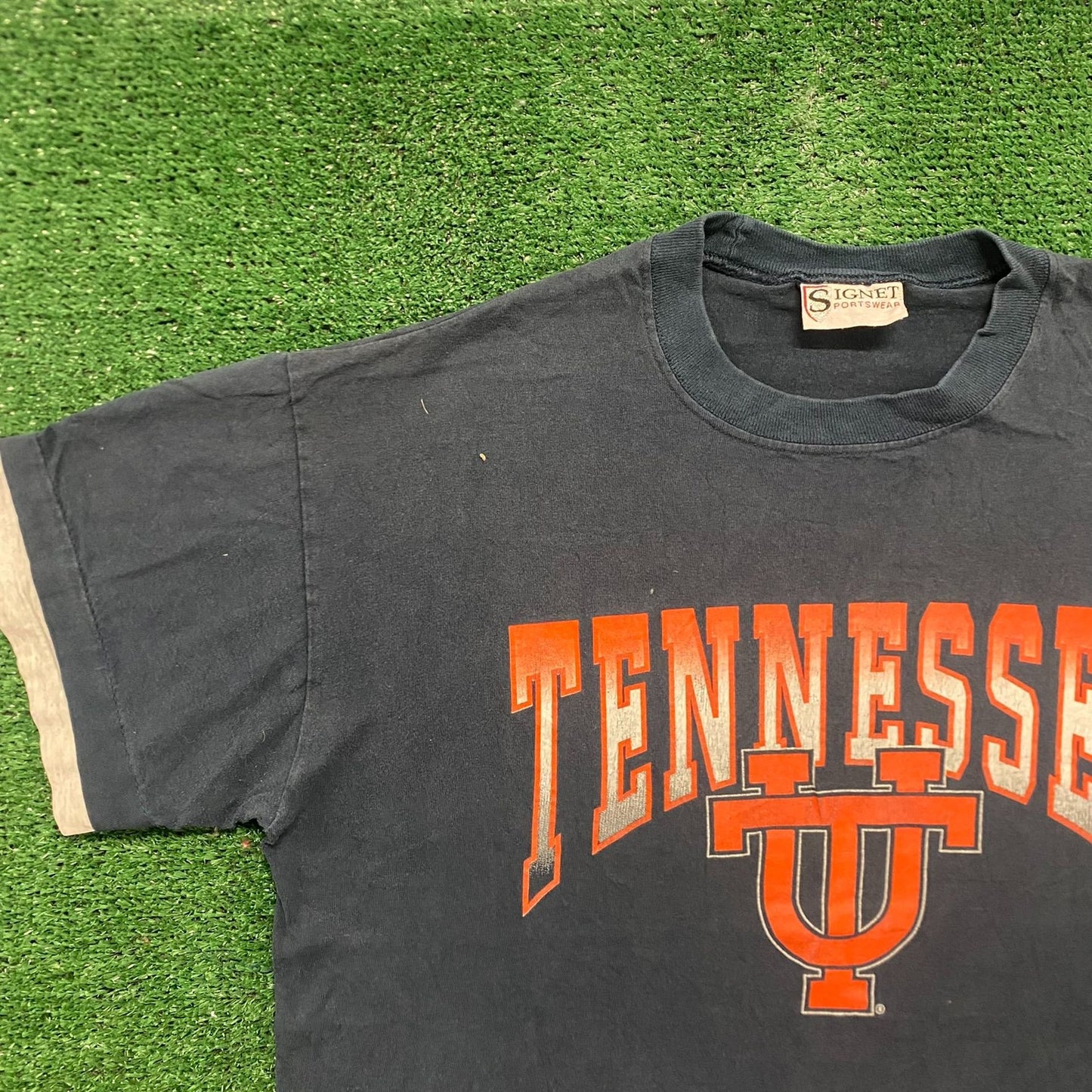 Vintage 90s Tennessee Volunteers Single Stitch College Tee