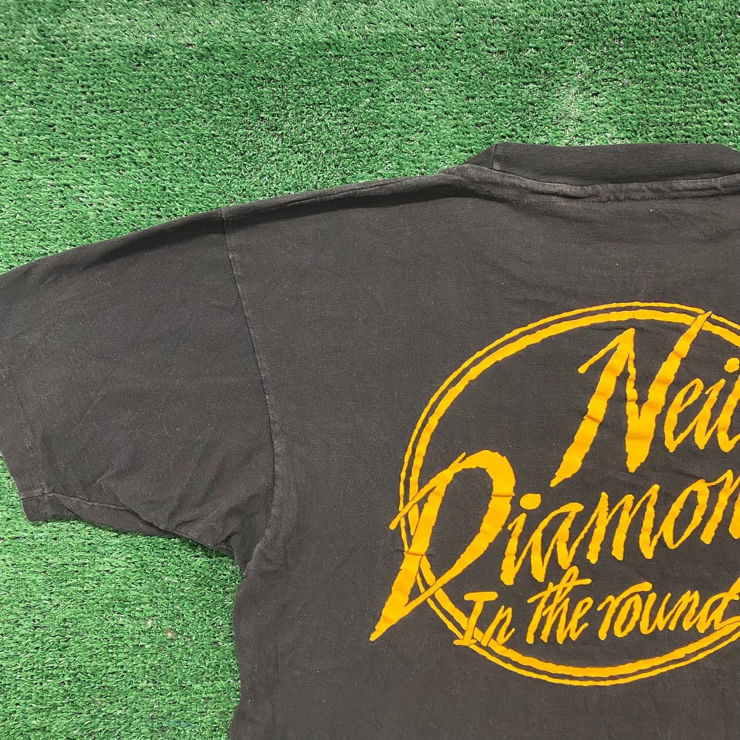 Vintage 90s Neil Diamond Sun Faded Single Stitch Band Tee