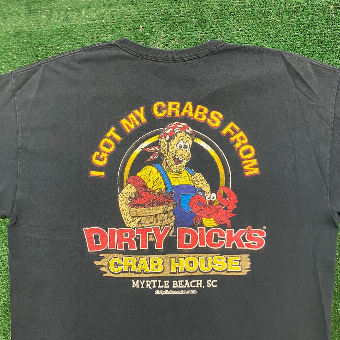 Dirty Dick's Crabs Vintage Myrtle Beach Humor T-Shirt