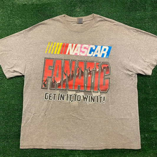 NASCAR Fanatic Vintage 2000s Racing T-Shirt