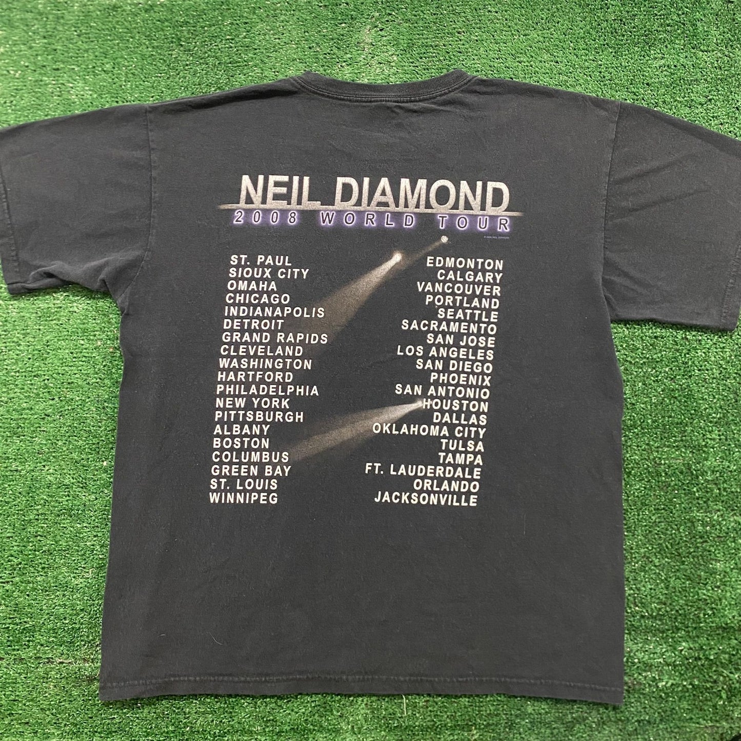Vintage Y2K Neil Diamond Tour Essential Rock Band Tee