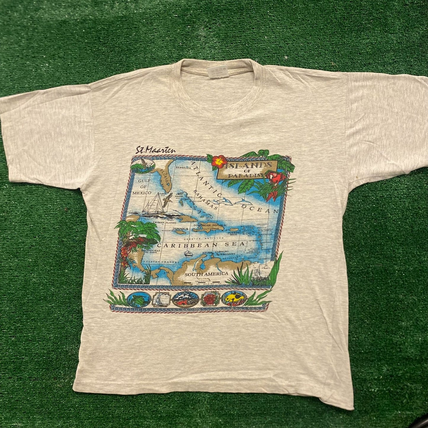Vintage 90s Essential Tropical Caribbean Map Tourist T-Shirt