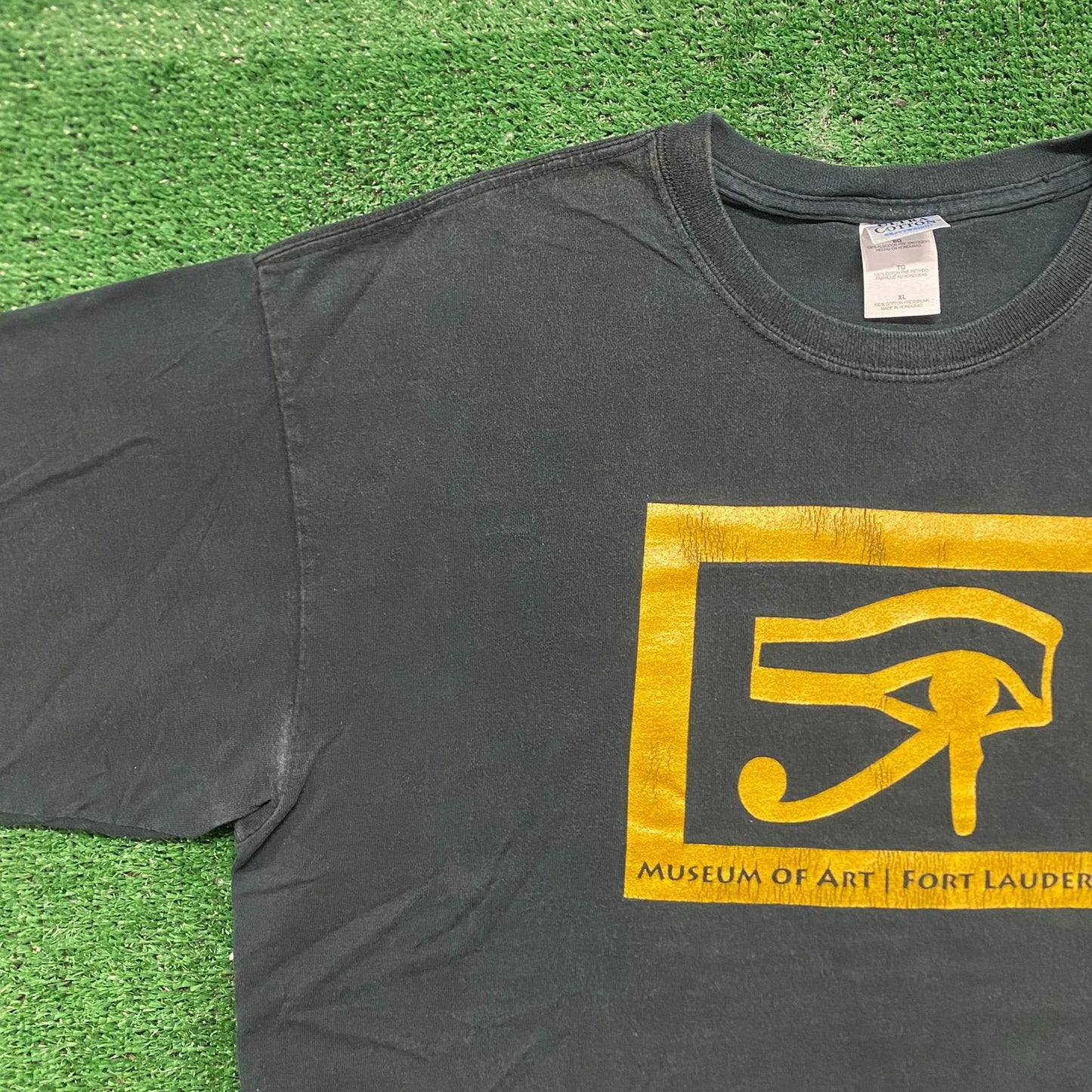 Vintage Y2K Egyptian Hieroglyphics Eye Art Museum T-Shirt