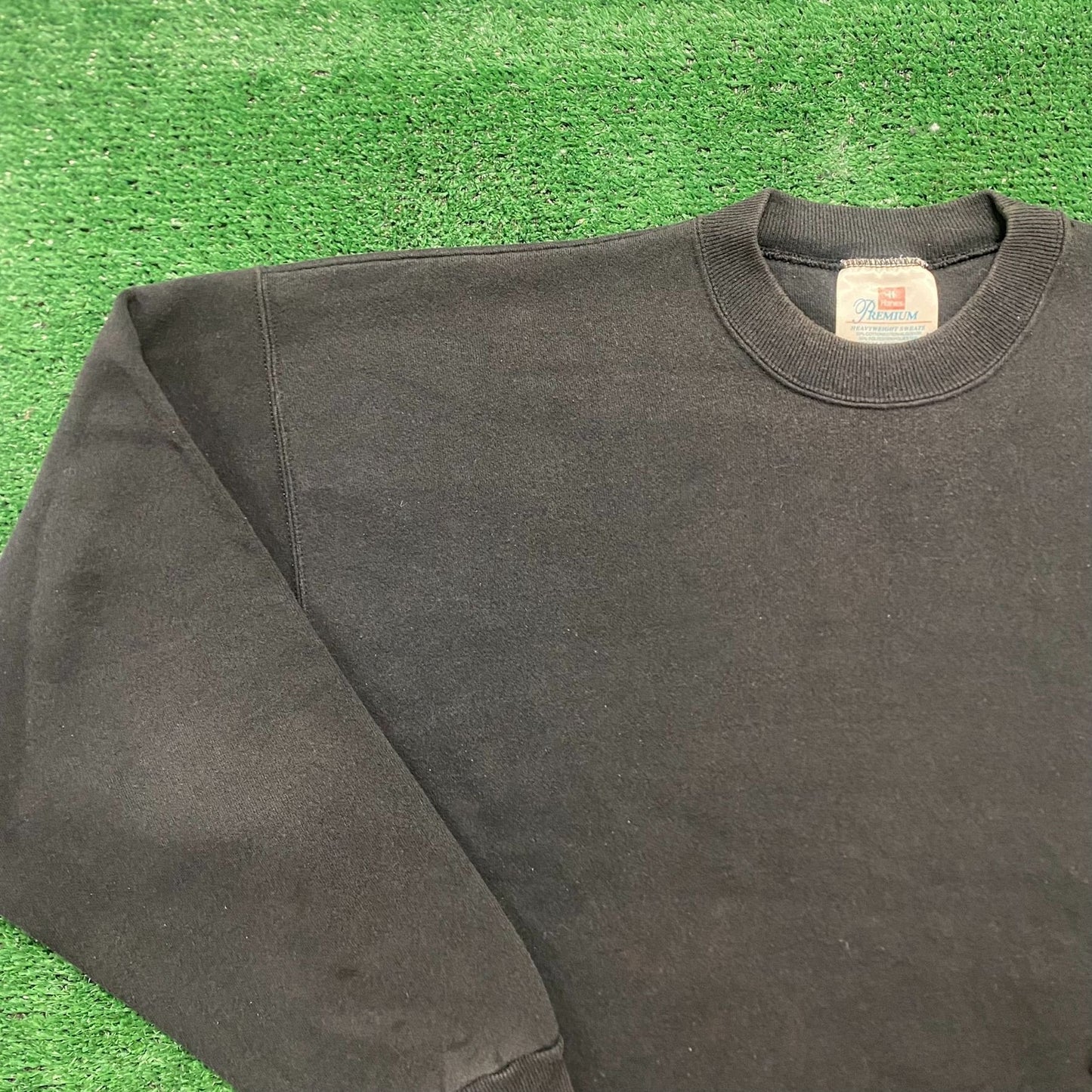 Vintage 90s Plain Black Crewneck Sun Faded Blank Sweatshirt