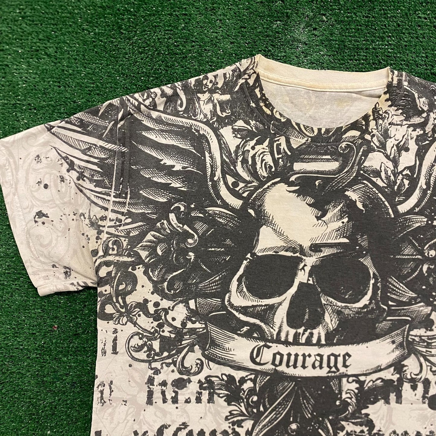 Gothic Winged Skull Vintage Goth Emo Punk T-Shirt