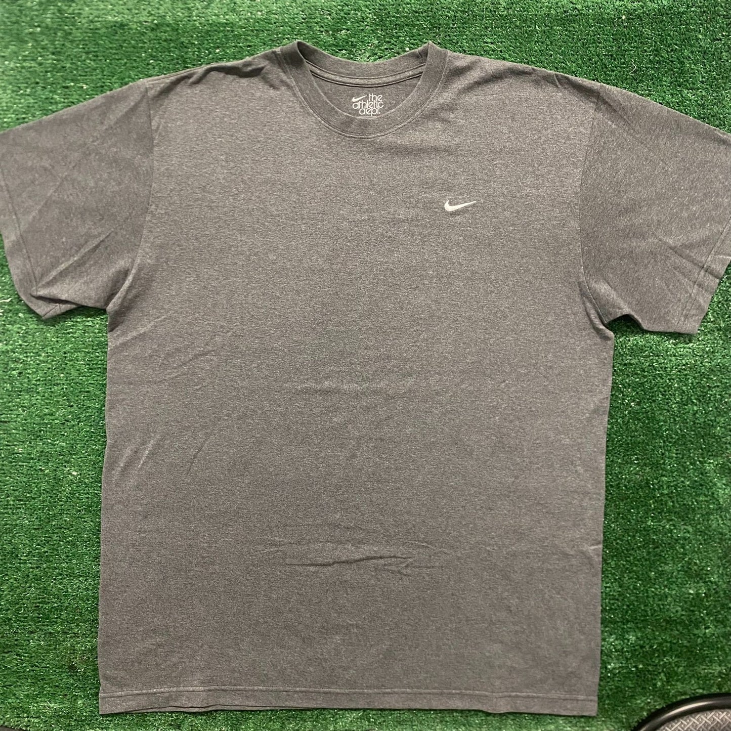 Vintage Y2K Nike Solo Swoosh Shirt Athletic Logo Gray Tee