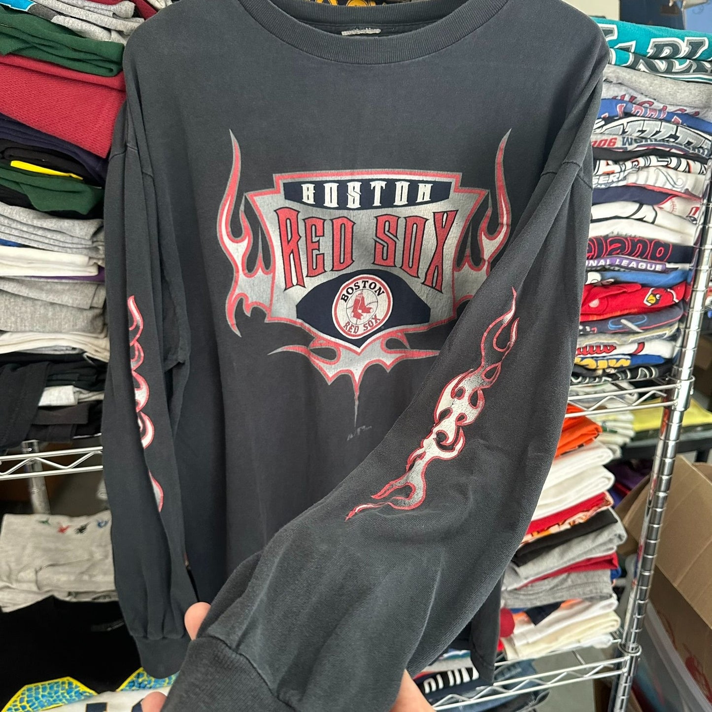 Vintage Y2K Boston Red Sox Tribal Flame T-Shirt Long Sleeve Boxy Faded Black M