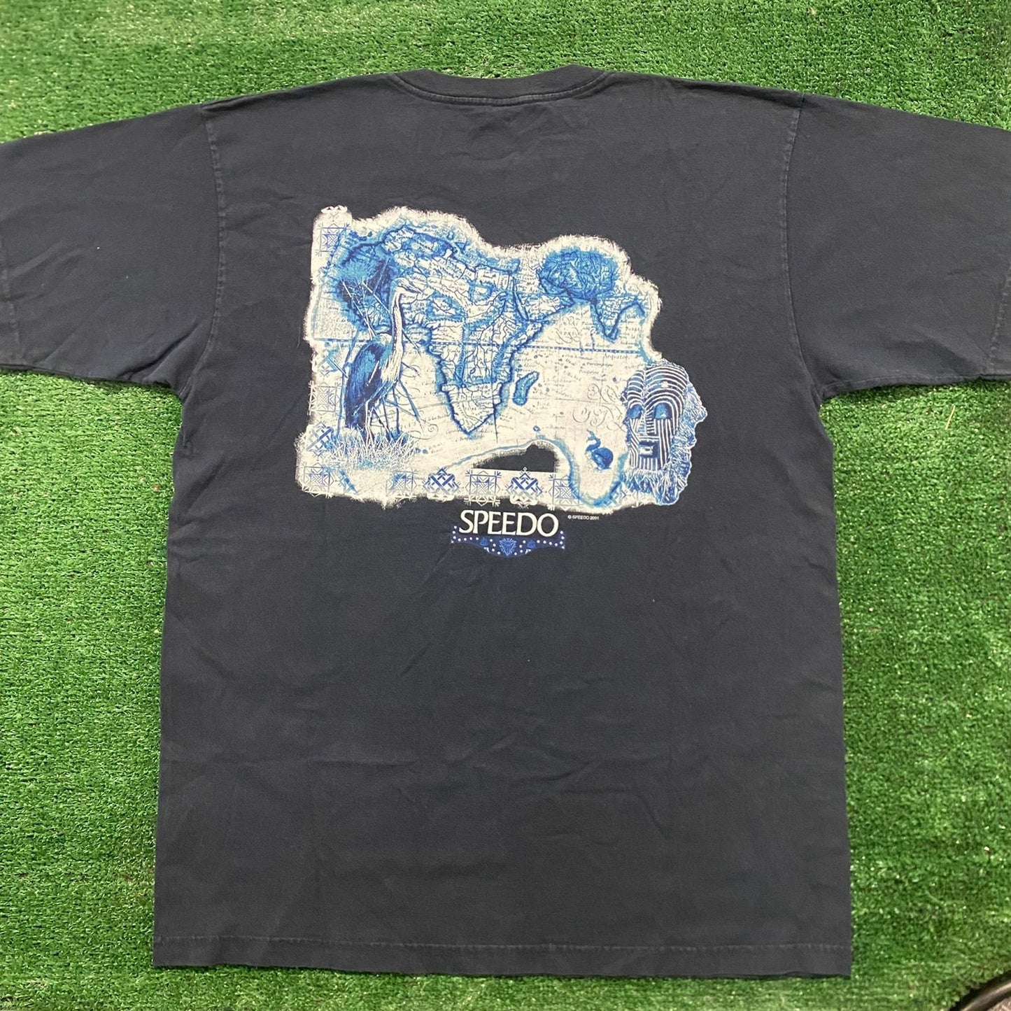 Vintage 90s Essential Baggy Speedo Africa Map Nature T-Shirt