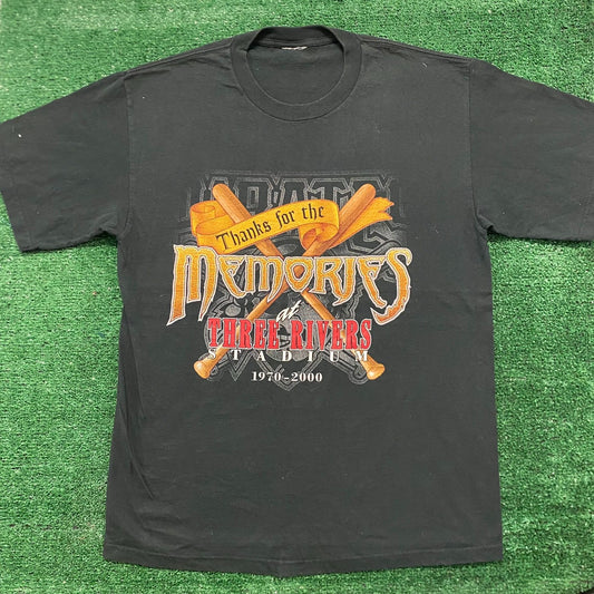 Vintage Y2K Pittsburgh Pirates Baseball Sports T-Shirt