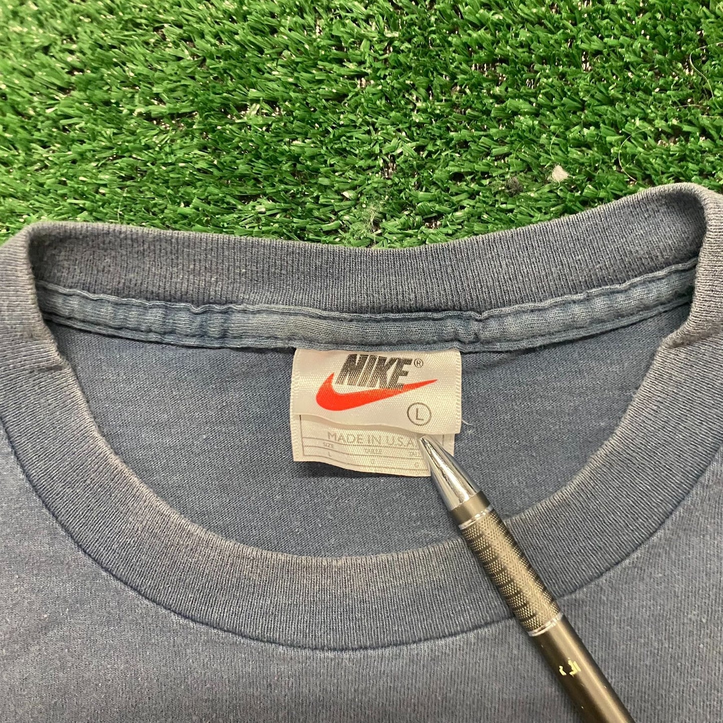 Vintage 90s Nike Center Swoosh Shirt Sun Faded Baggy Logo Tee