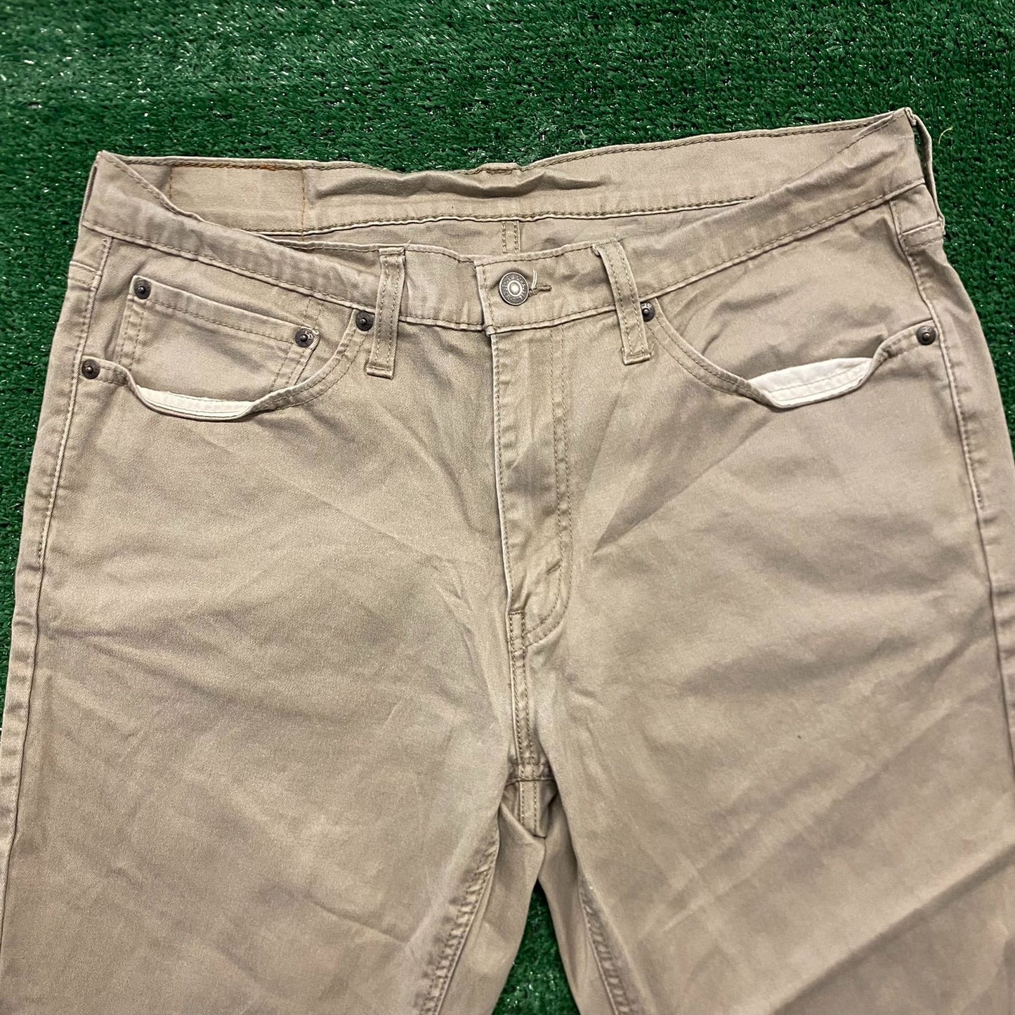 Levi's 541 Tapered Athletic Fit Vintage Khakis Chinos Pants