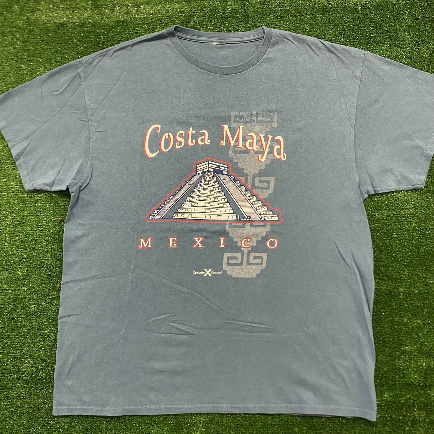 Vintage 2000s Mexico Mayan Temple Pyramid Tourist T-Shirt