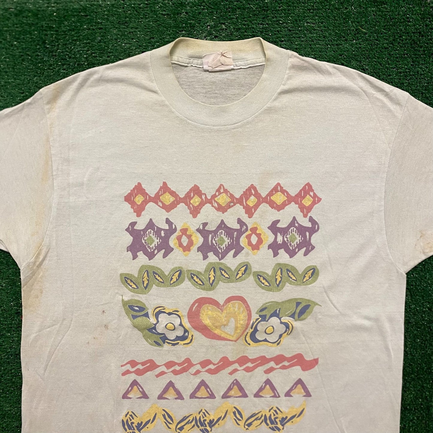 Cute Heart Flowers Vintage 80s Preppy T-Shirt