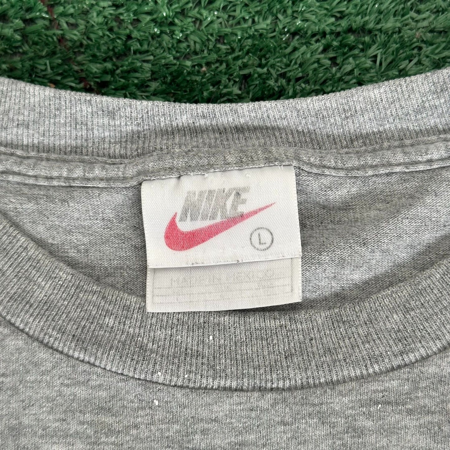 Vintage 90s Nike Mini Swoosh T-Shirt Gray L Embroidered Distressed Streetwear