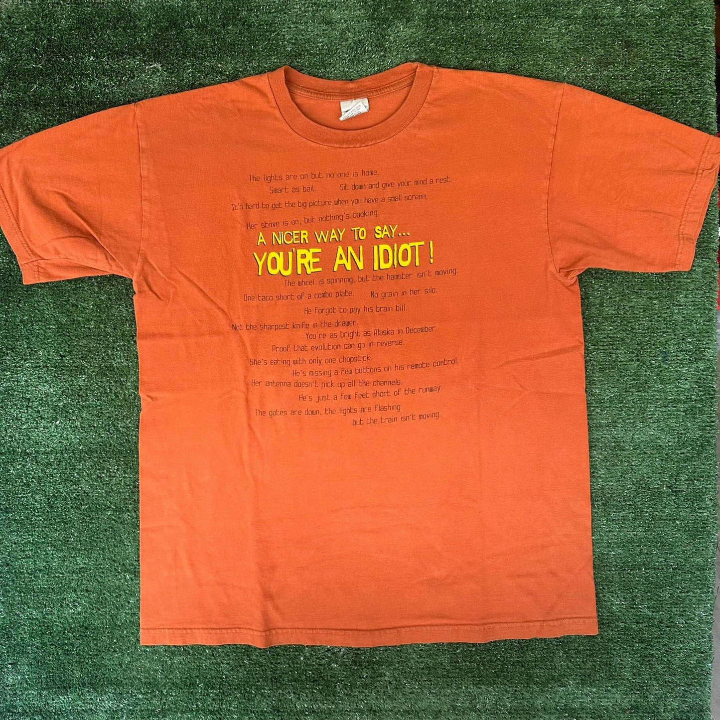 Vintage Y2K Rude Idiot Humor T-Shirt Offensive Skater Punk Funny Rust Orange L