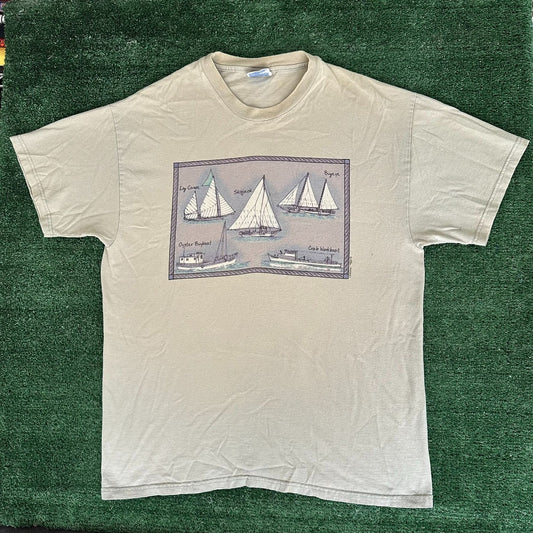 Vintage Y2K Nautical Sailboats T-Shirt Coastal Preppy Beige L Streetwear