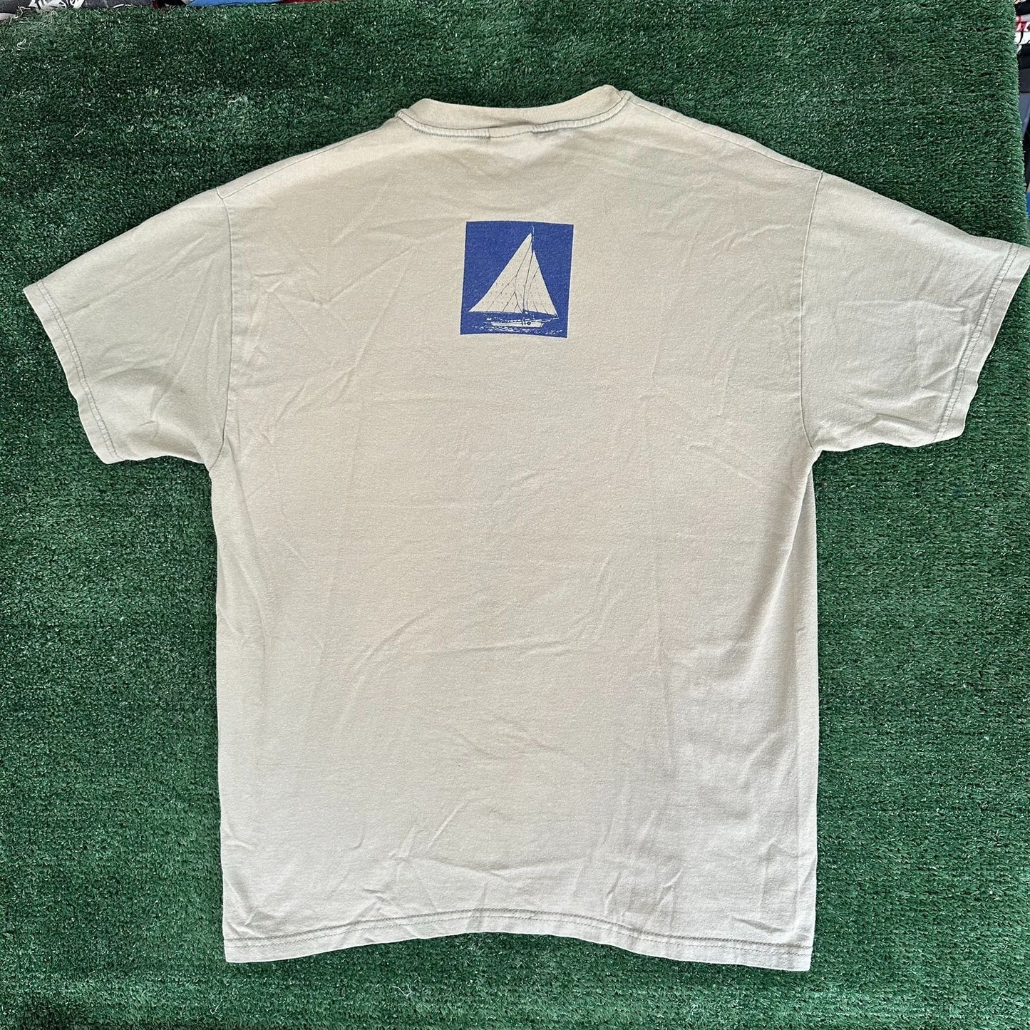 Vintage Y2K Nautical Sailboats T-Shirt Coastal Preppy Beige L Streetwear