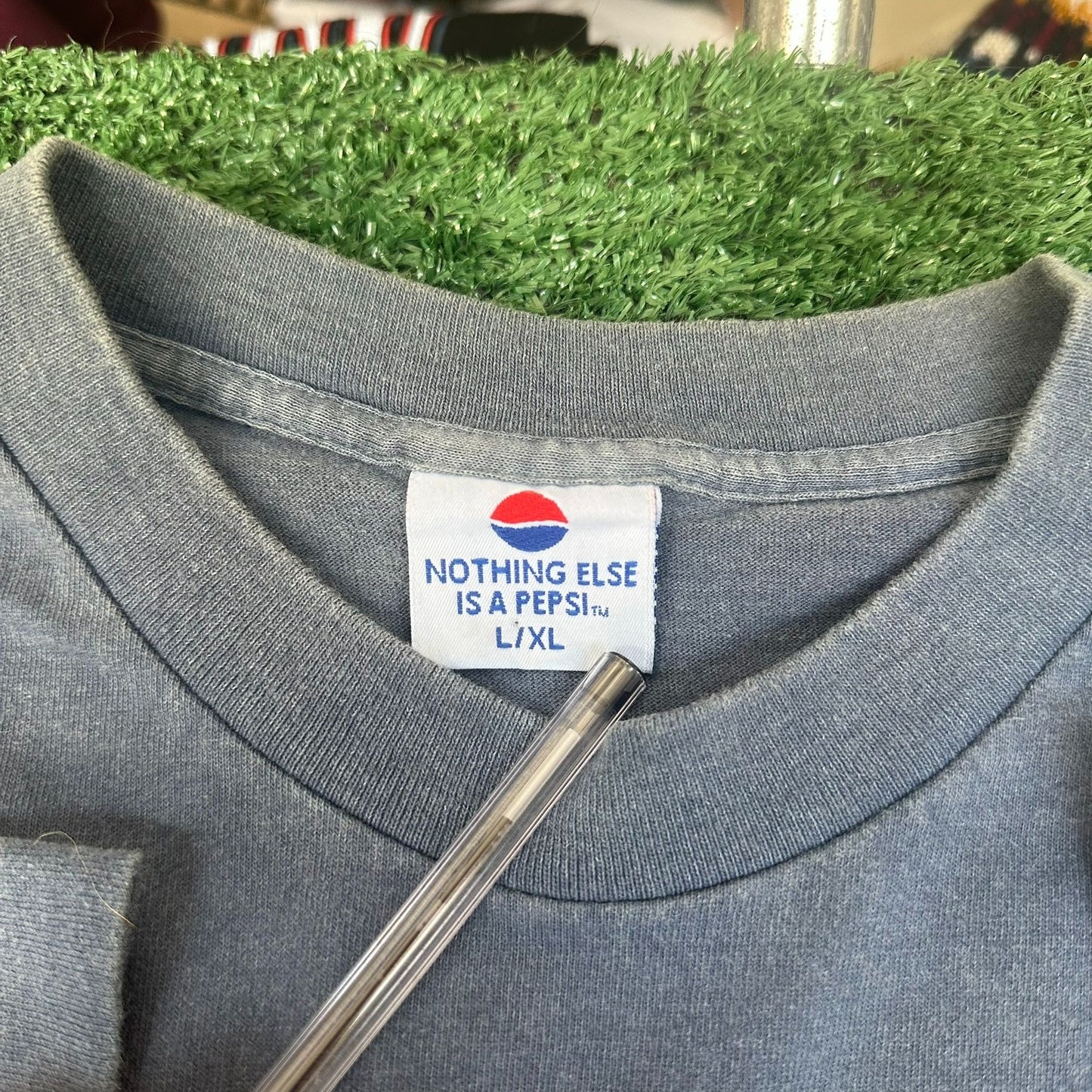Vintage 90s Pepsi Embroidered T-Shirt Single Stitch Sun Faded Blue L/XL Grunge