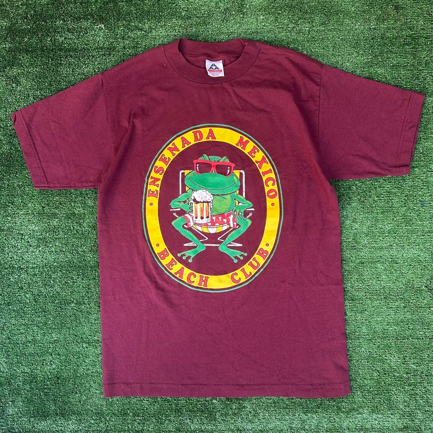 Vintage Y2K Mexico Beach Club Frog T-Shirt Surfer Vacation M Maroon Souvenir