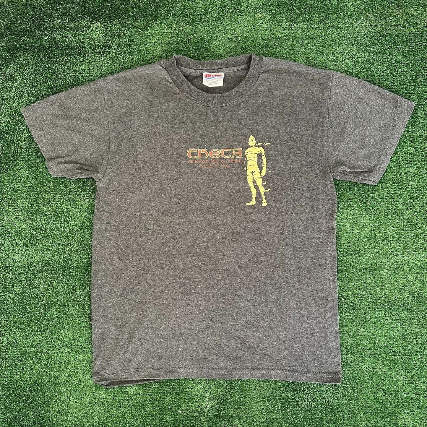 Vintage Y2K Elvira Halloween Horror Nights T-Shirt Mummy Gray S HHN Theta ΚΑΘ