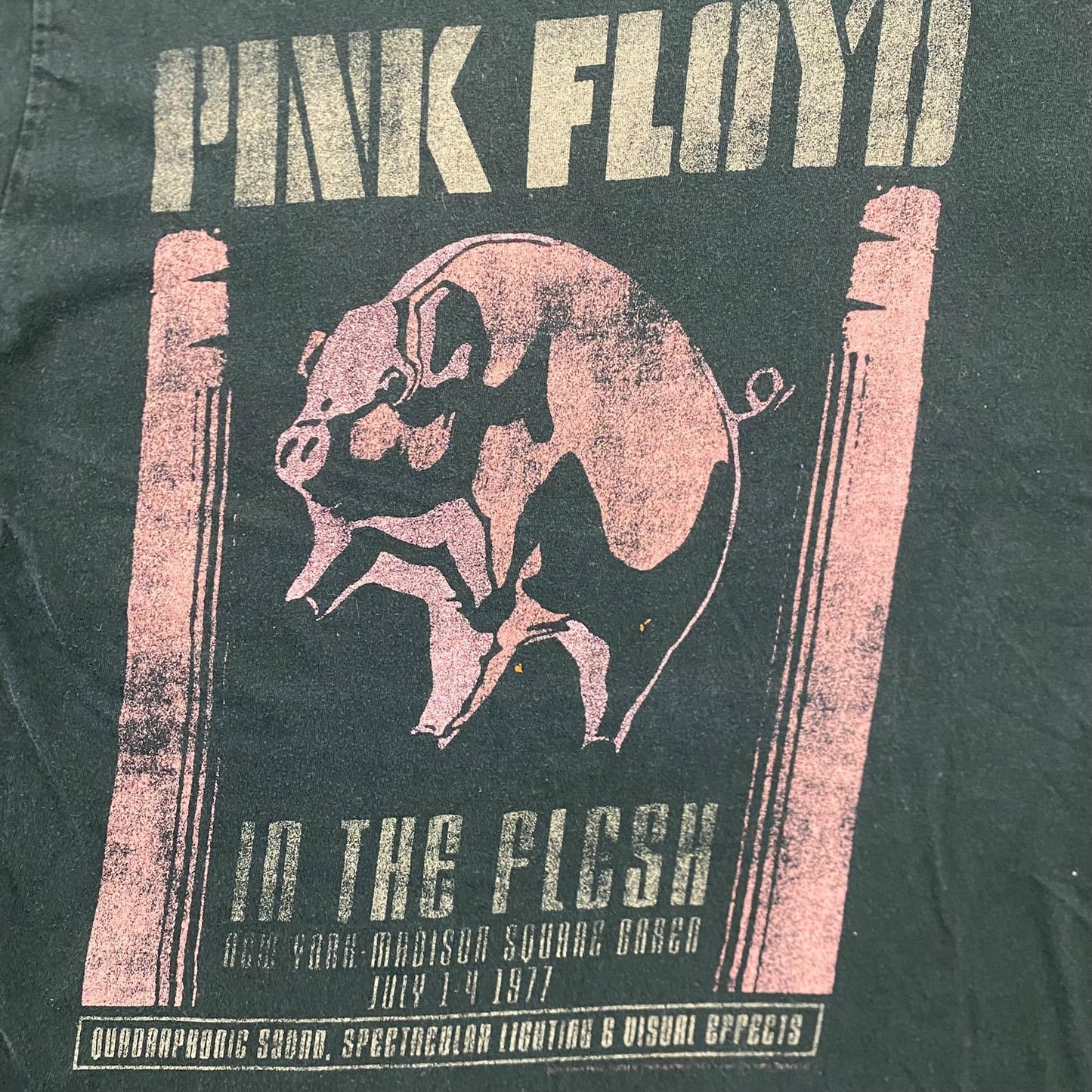 Vintage Y2K Pink Floyd Pig Band Shirt Rock Concert Punk Tee