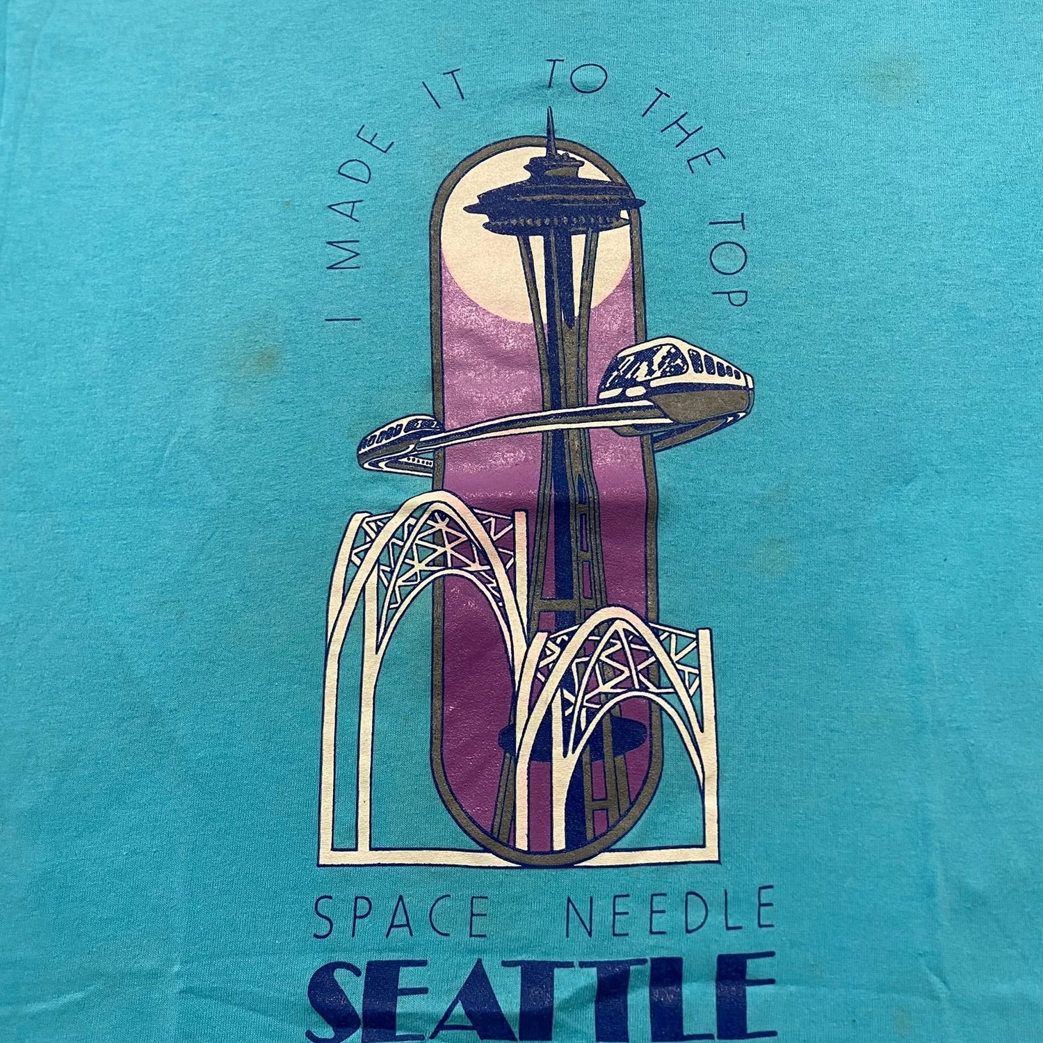 ICHIRO SEATTLE VINTAGE SPACE NEEDLE  Essential T-Shirt for Sale