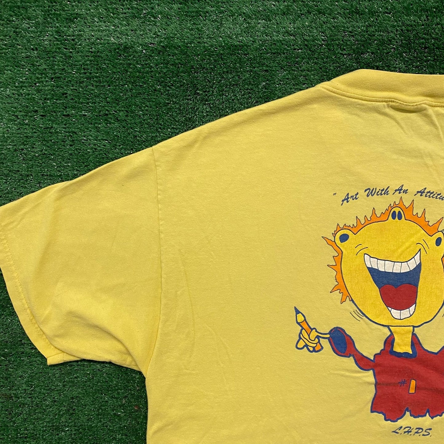 Vintage 90s Unique Painting Artwork Yellow Short Sleeve Tee