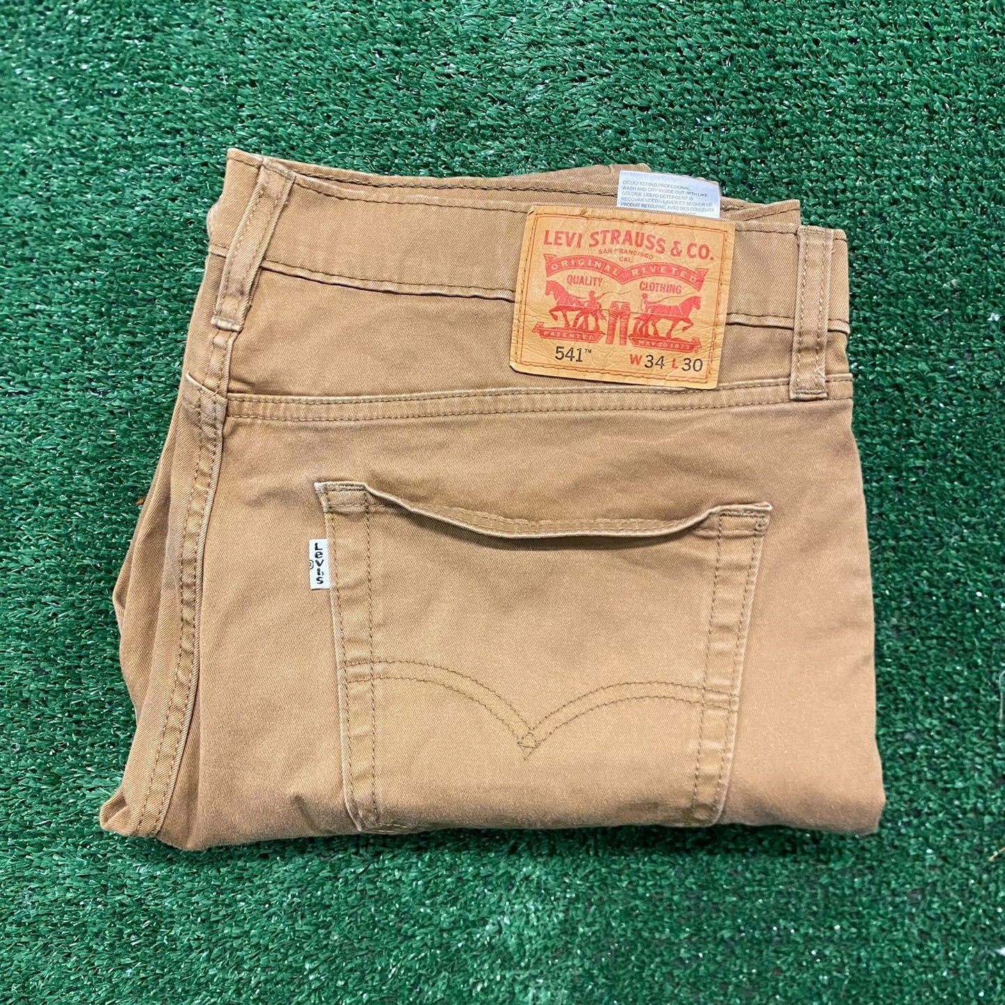 Levi's 541 Athletic Taper Fit Khakis Vintage Work Pants