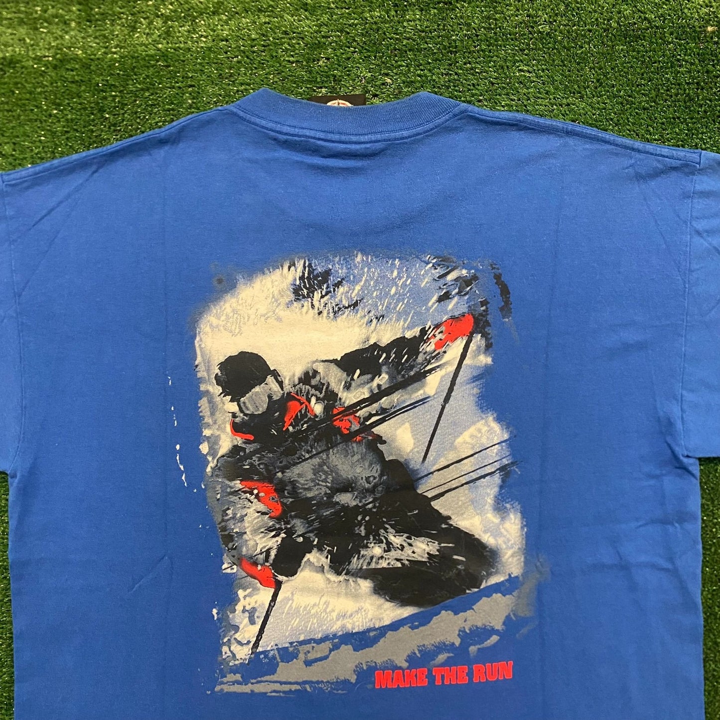 Marlboro Skiing Compass Vintage 90s T-Shirt