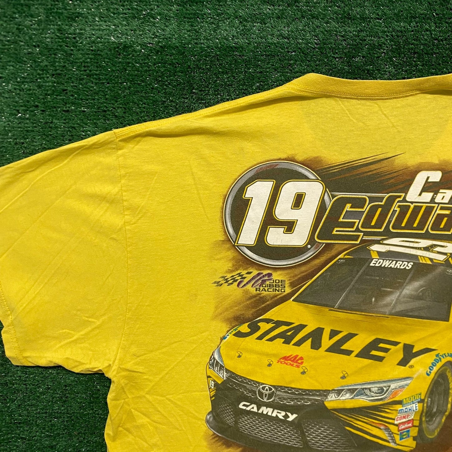 Vintage Y2K Carl Edwards Racing Shirt Cars Automotive Tee