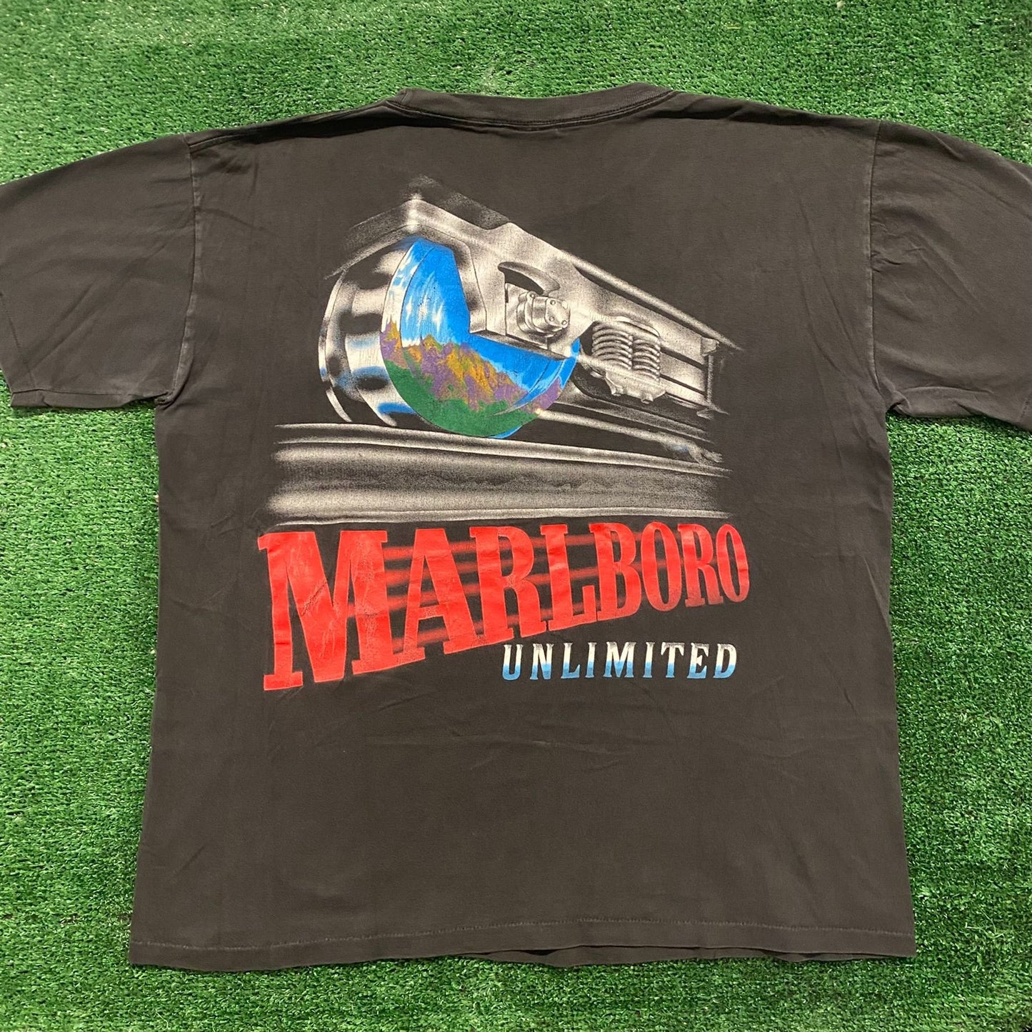 Marlboro Unlimited Train Vintage 90s Single Stitch T-Shirt