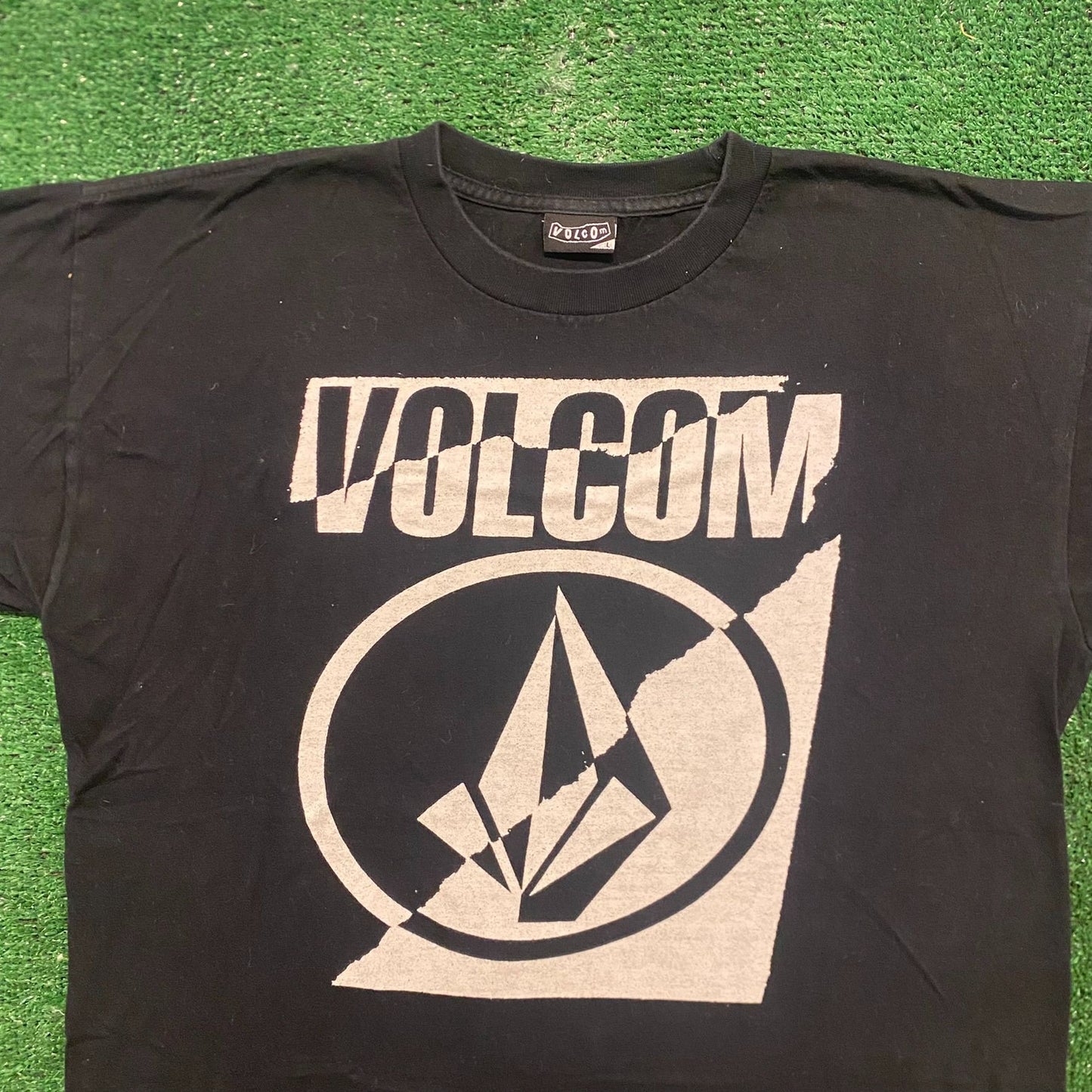 Volcom Diamond Vintage Y2K Skater T-Shirt