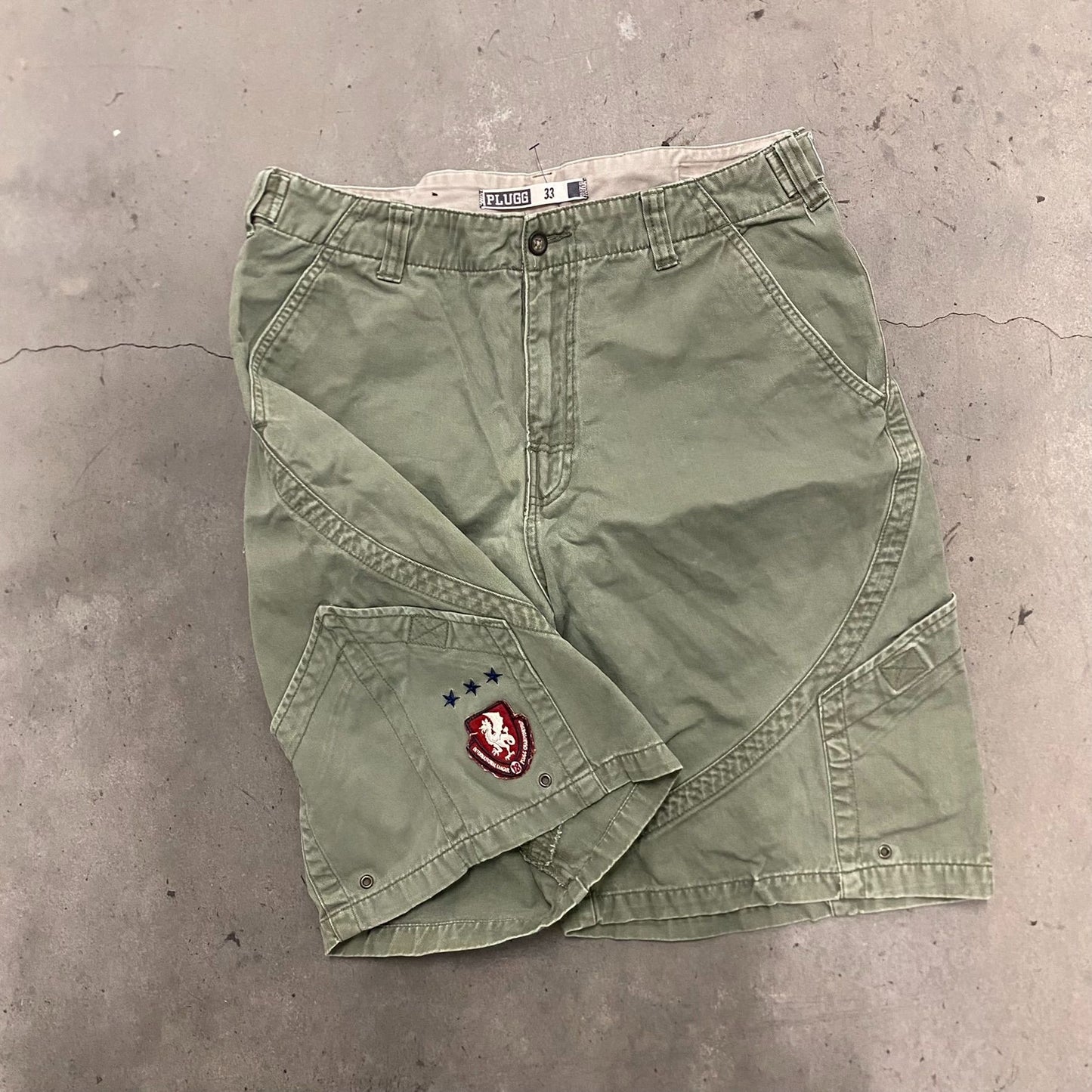 Vintage Y2K Essential Military Drab Olive Green Cargo Shorts