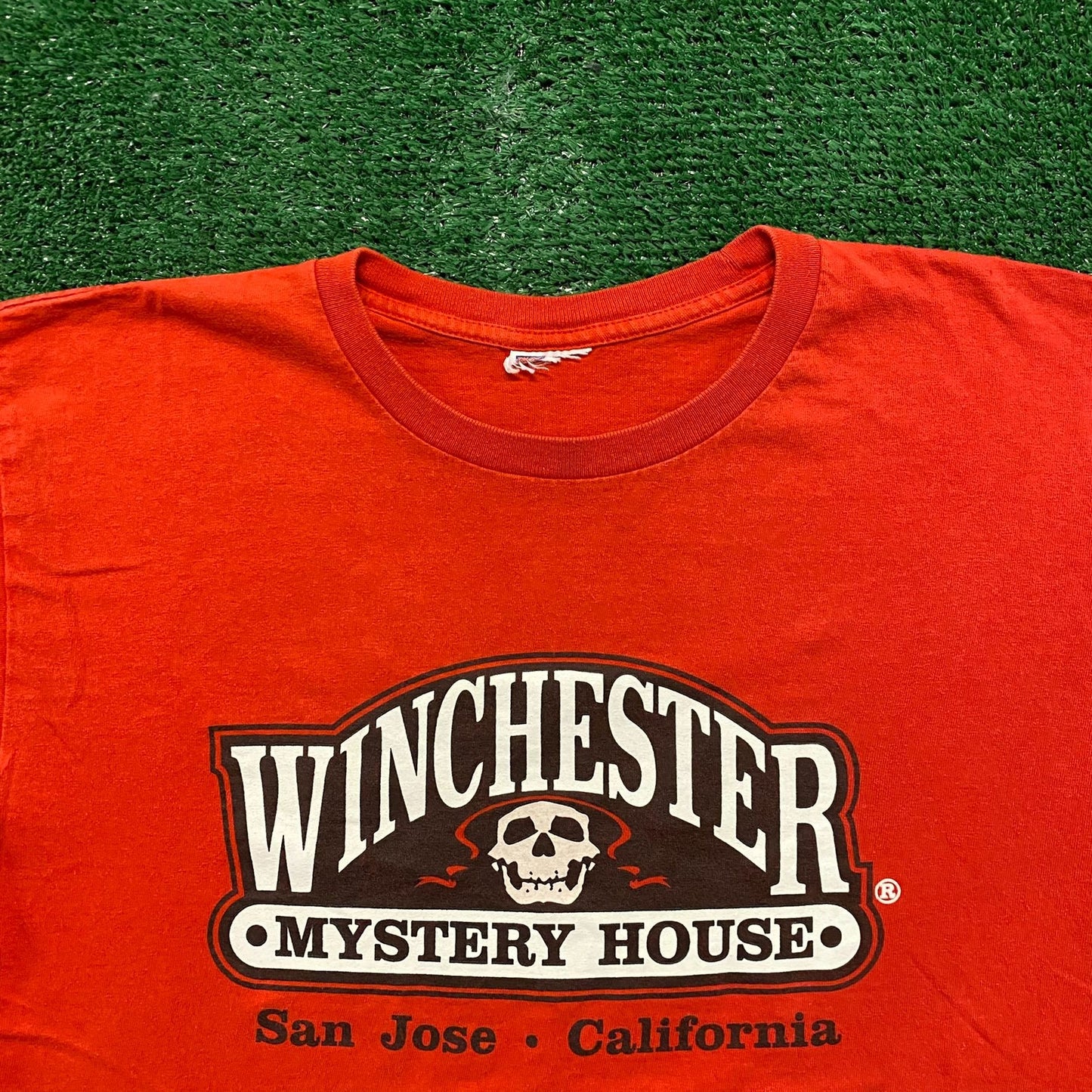 Winchester Haunted House Skull Vintage Ghosts T-Shirt