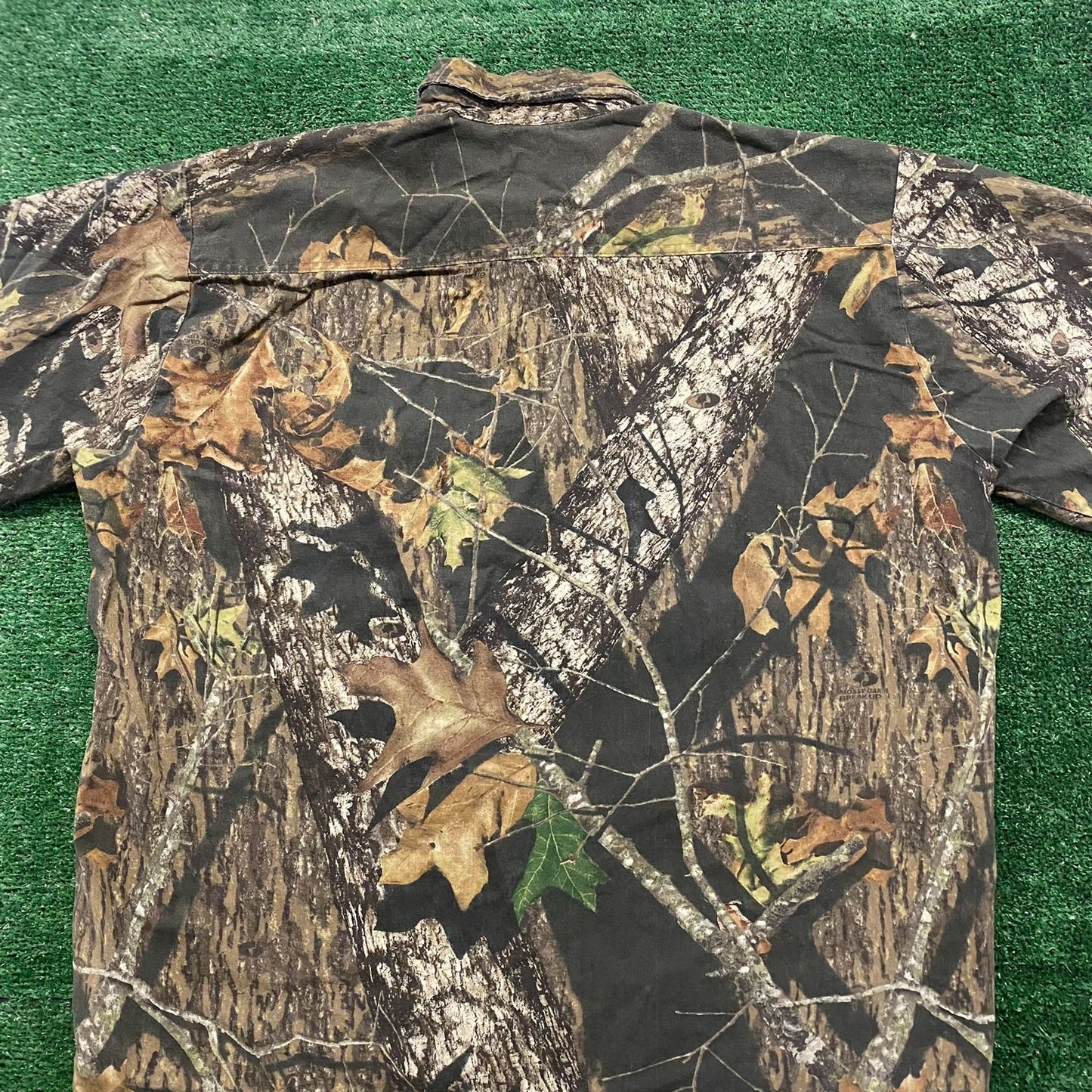 Vintage 90s Realtree Forest Camo Baggy Short Sleeve Shirt