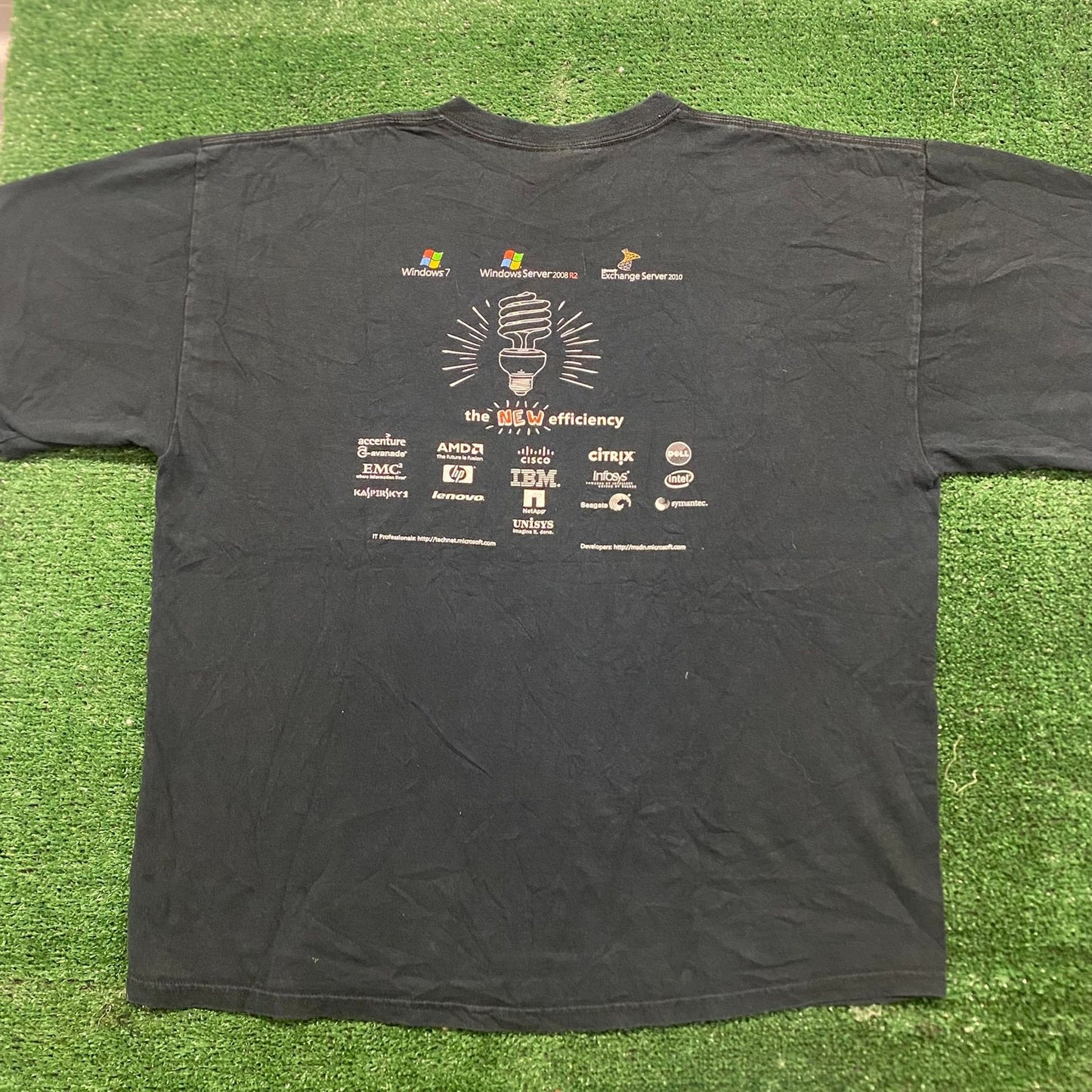 Vintage Y2K Microsoft Windows 7 Computer Tech Baggy Tee