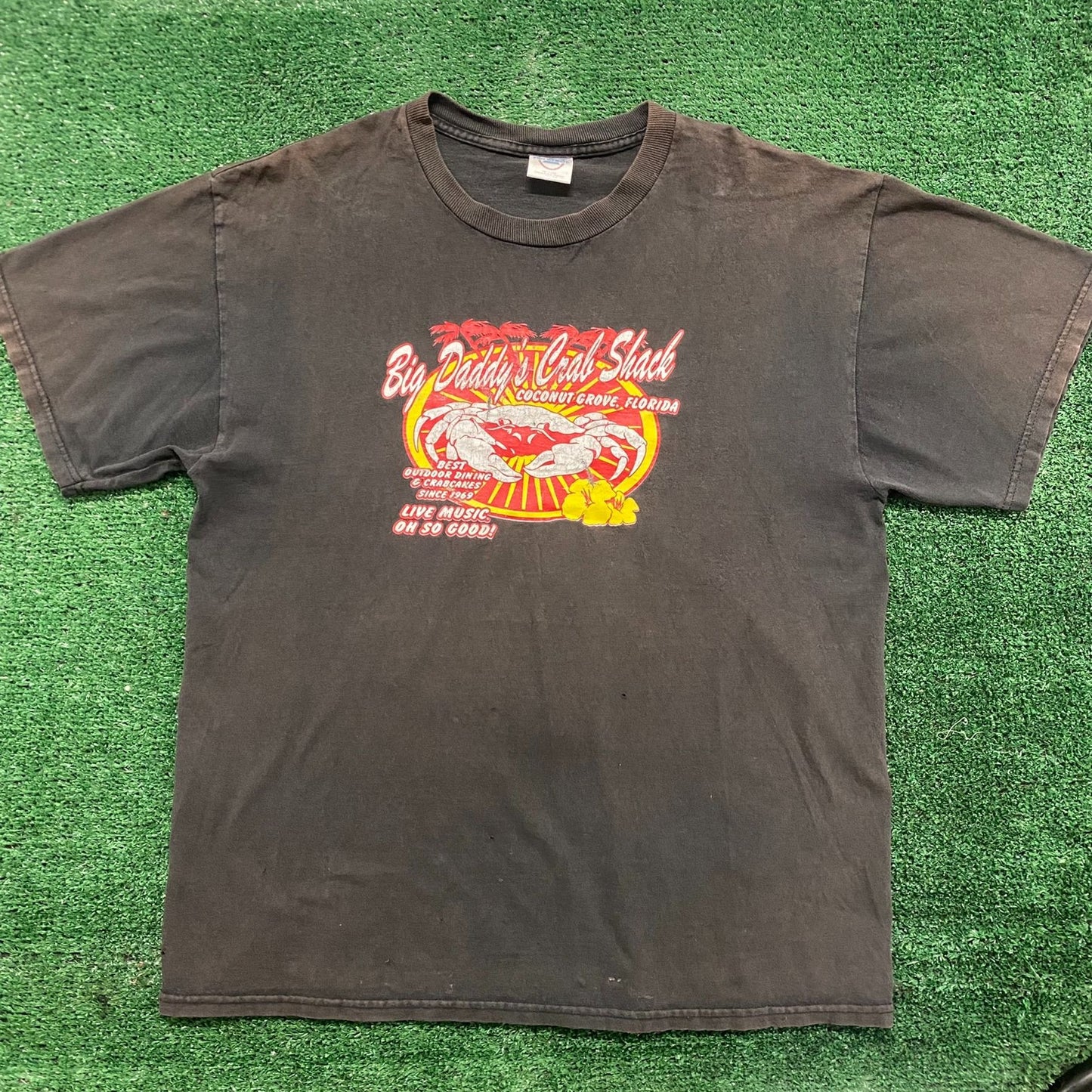 Vintage 90s Big Daddy's Crab Shack Tourist Sun Faded Tee
