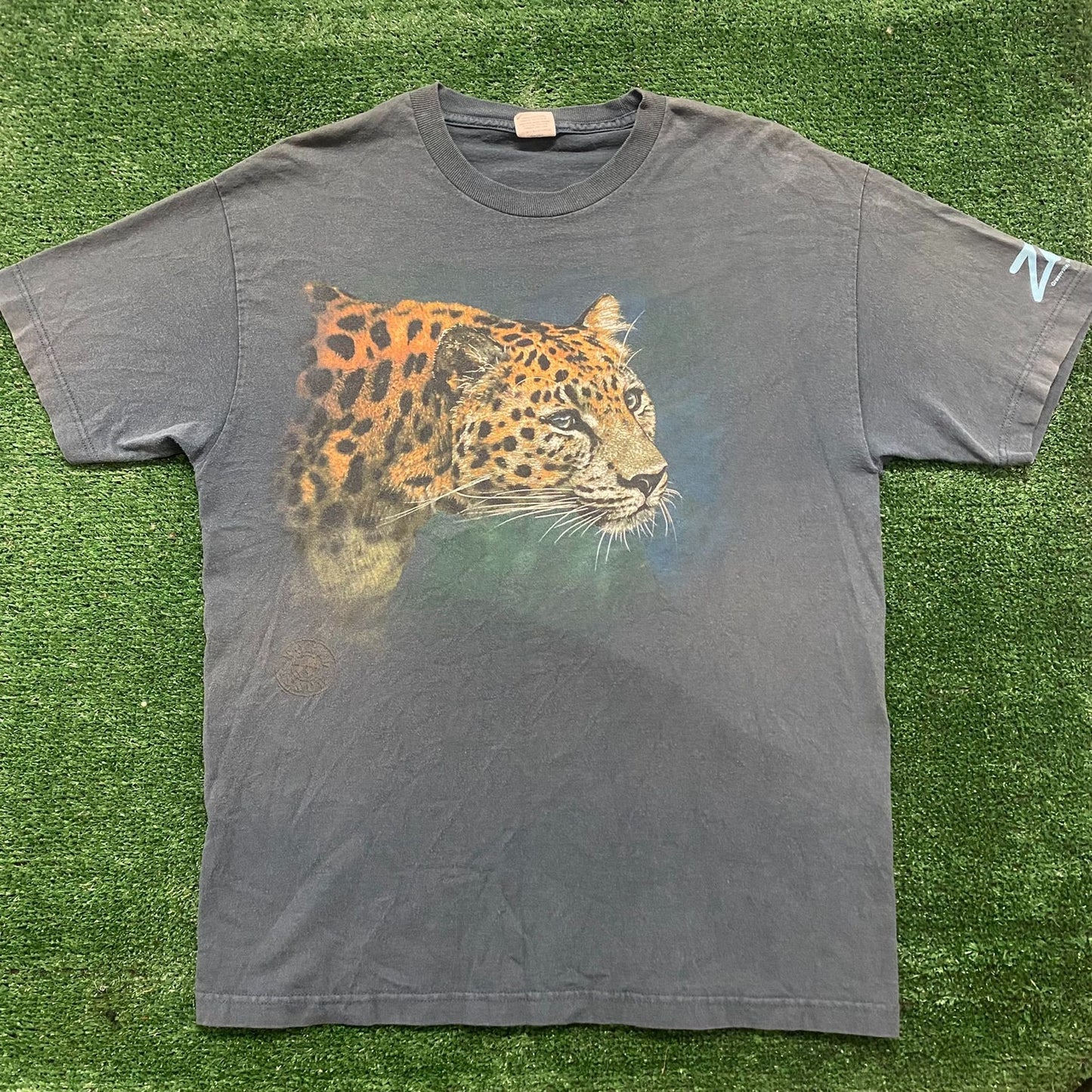 Vintage 90s Jaguar Nature Landscape Art Zoo Sun Faded Tee