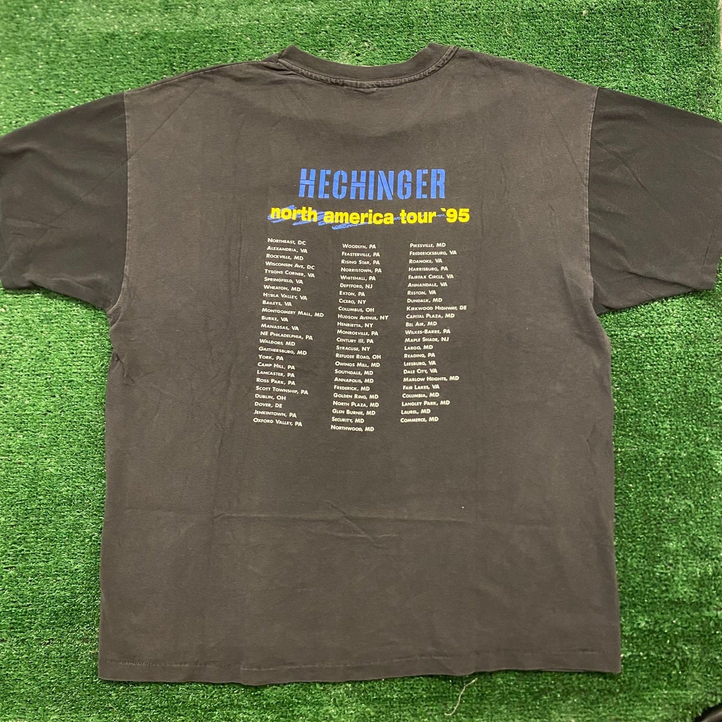 Vintage 90s Sun Faded Hechinger North America Tour Band T-Shirt