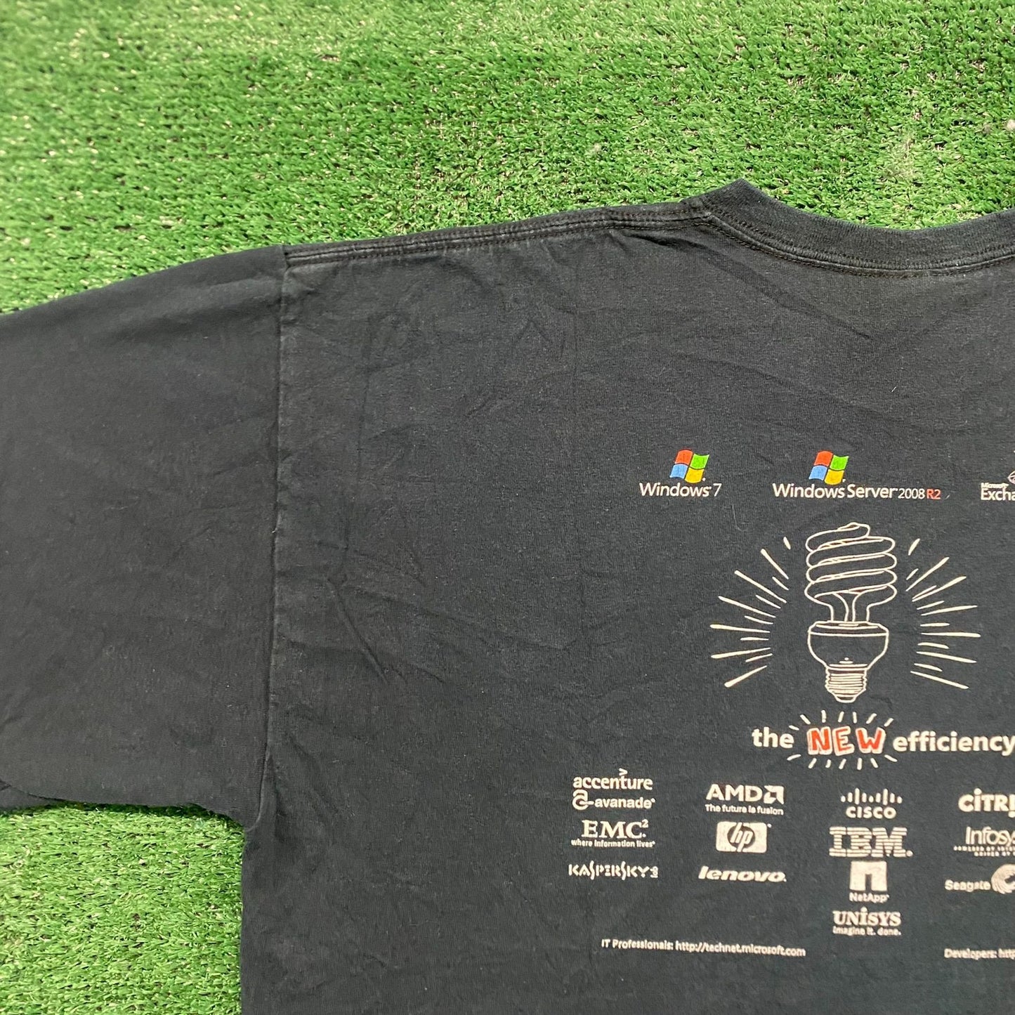 Vintage Y2K Microsoft Windows 7 Computer Tech Baggy Tee