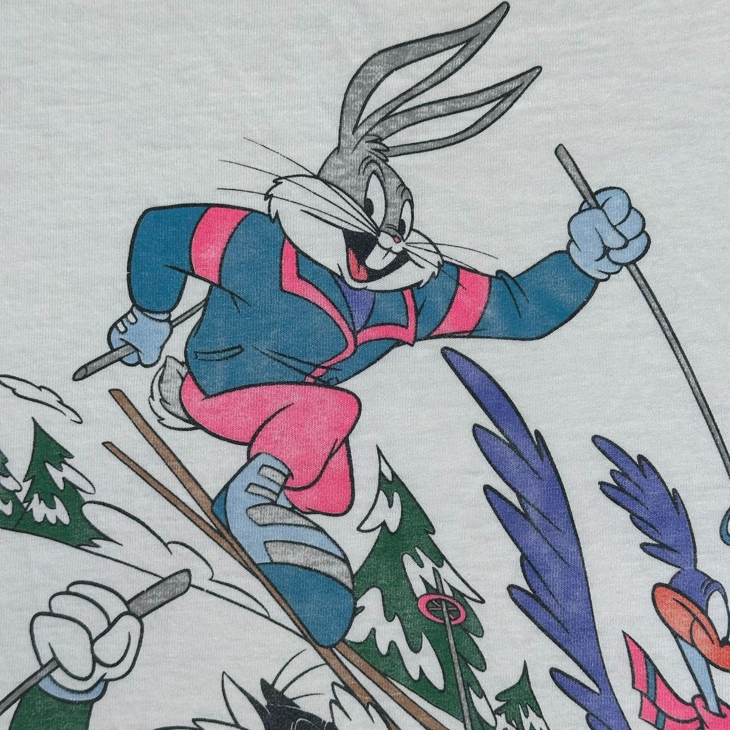 Vintage 90s Looney Tunes Skiing T-Shirt White XL Bugs Bunny Tweety Road Runner