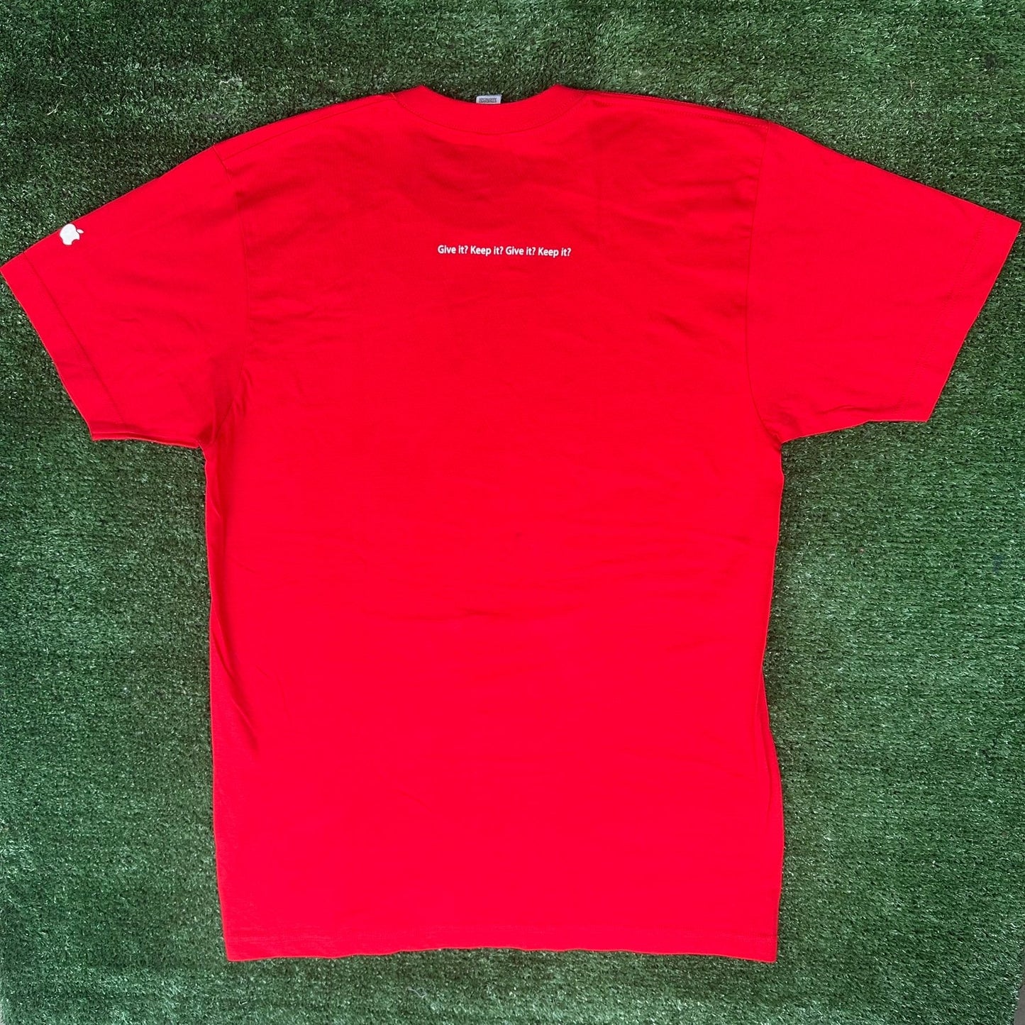 Vintage Y2K Apple Store Employee T-Shirt Red S iMac Macintosh iPhone Retro Tech